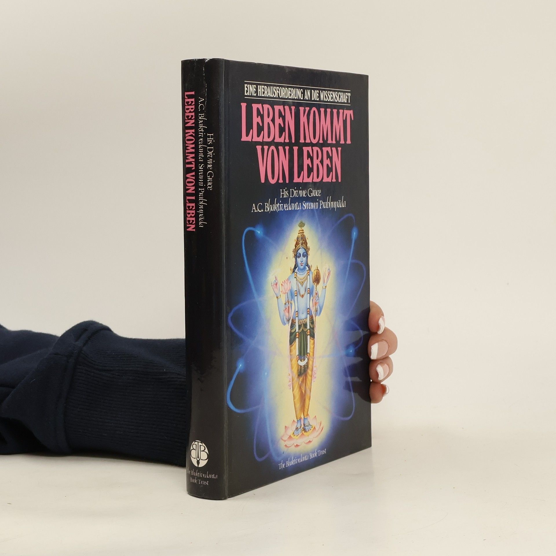 Šrí Šrímad A. Č. Bhaktivédanta Swami Prabhupáda Leben kommt von Leben
