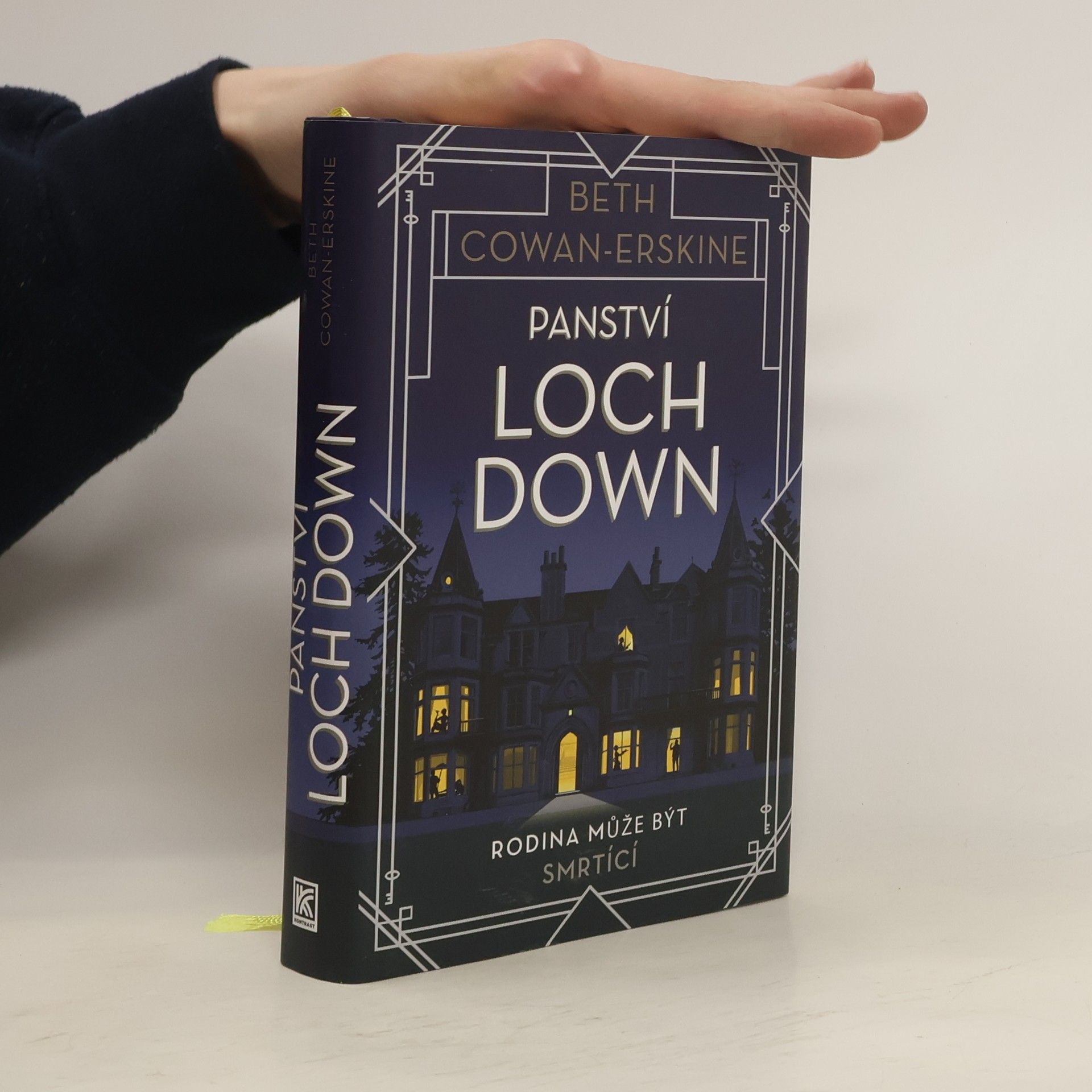 Beth CowanErskine Panství Loch Down