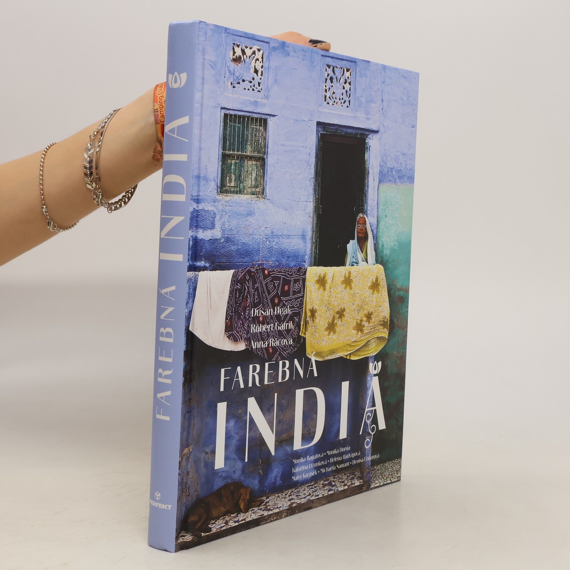 Róbert Gáfrik Farebná India