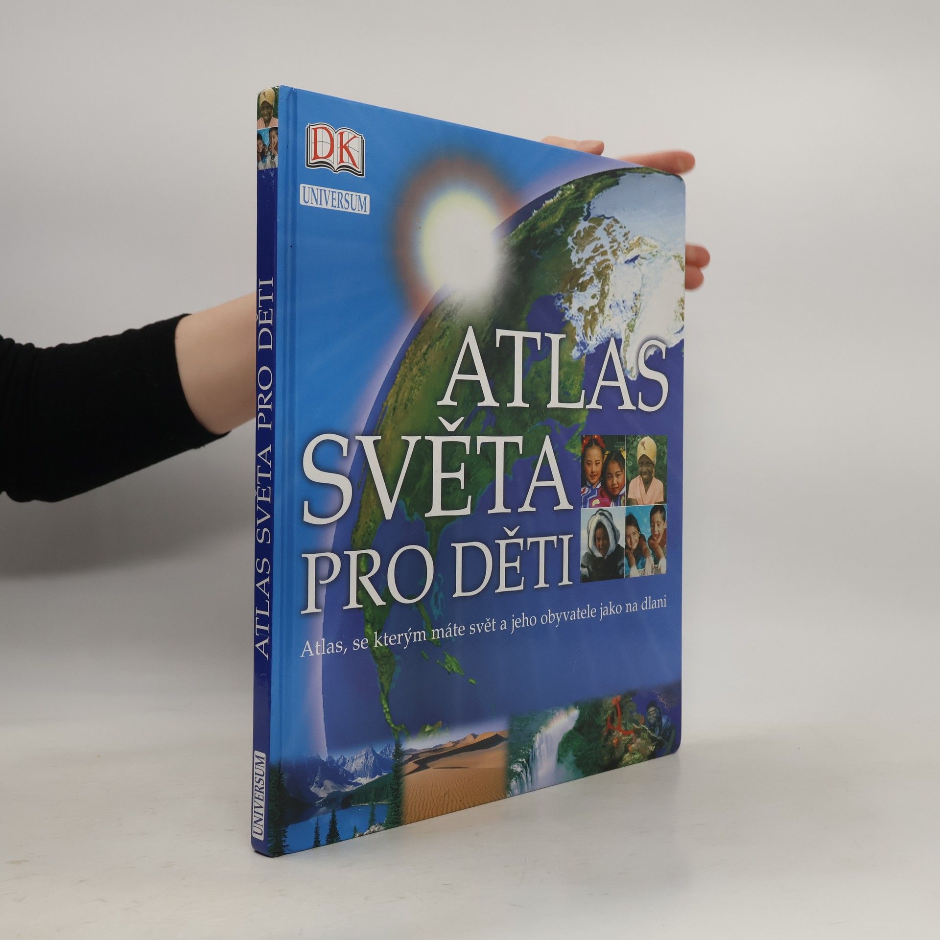 Simon Adams Atlas světa pro děti