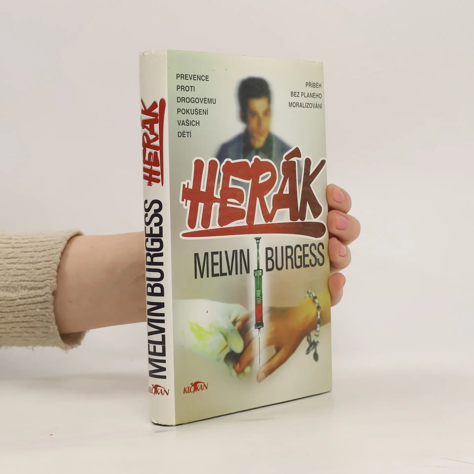 Herák | Book | Melvin Burgess | CS