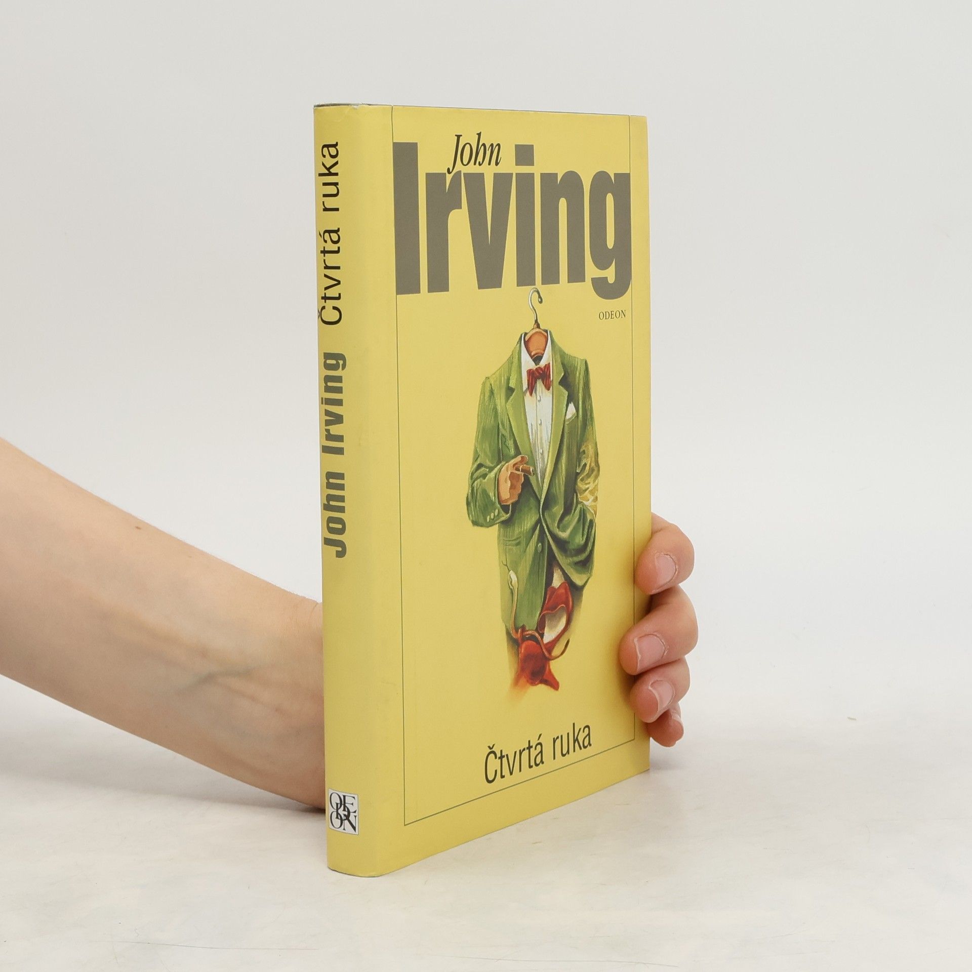 John Irving Čtvrtá ruka