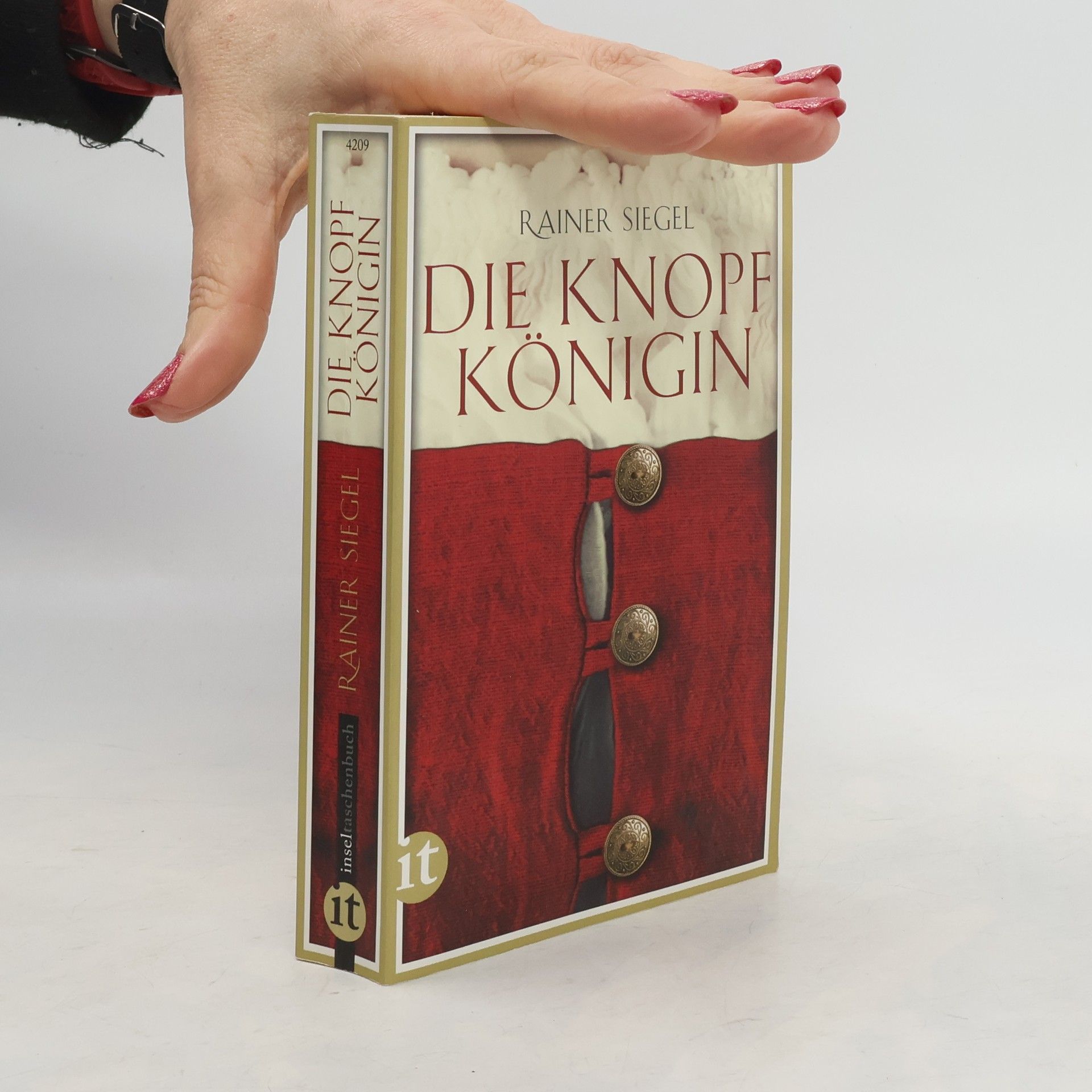 Die Knopfkönigin