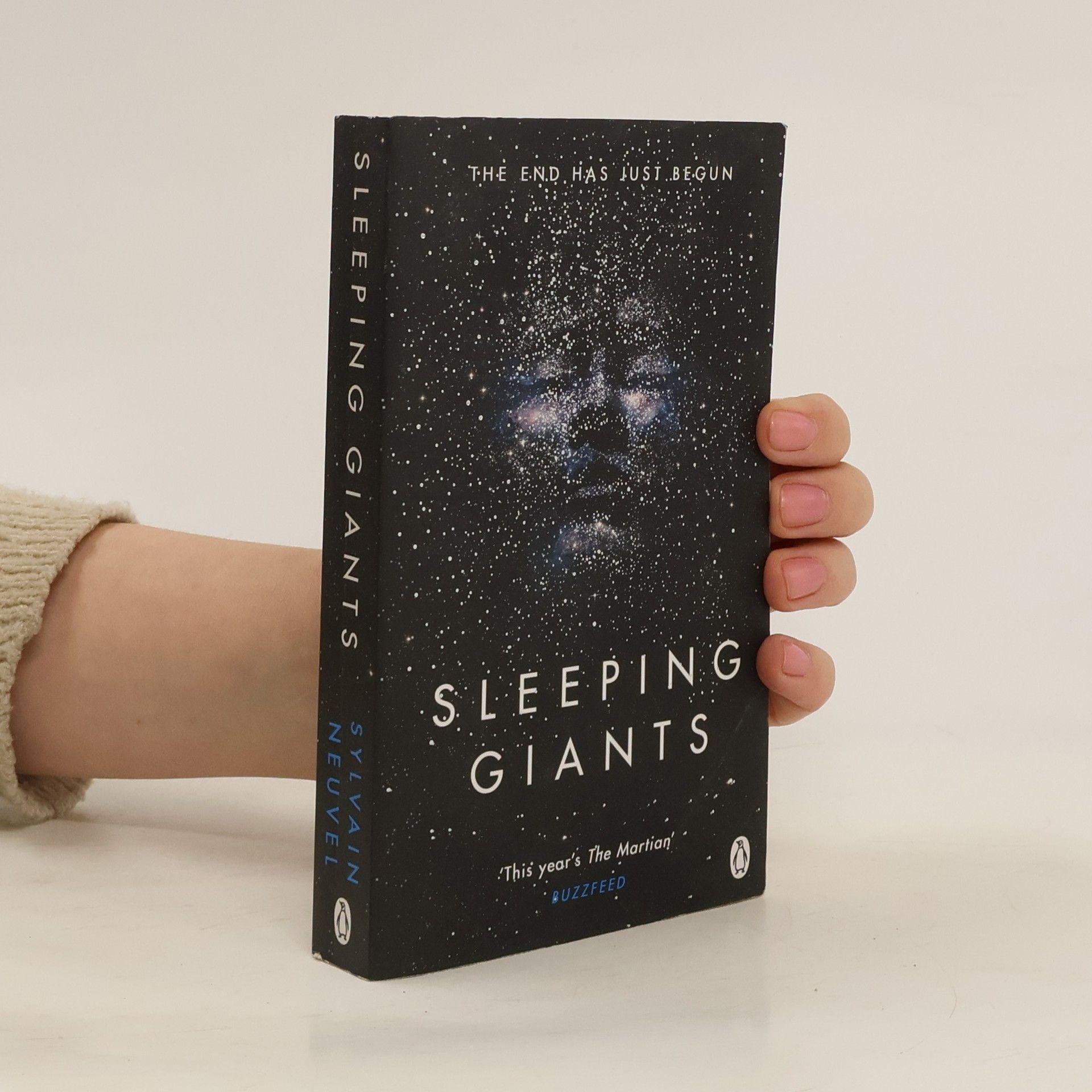 Sylvain Neuvel Sleeping giants