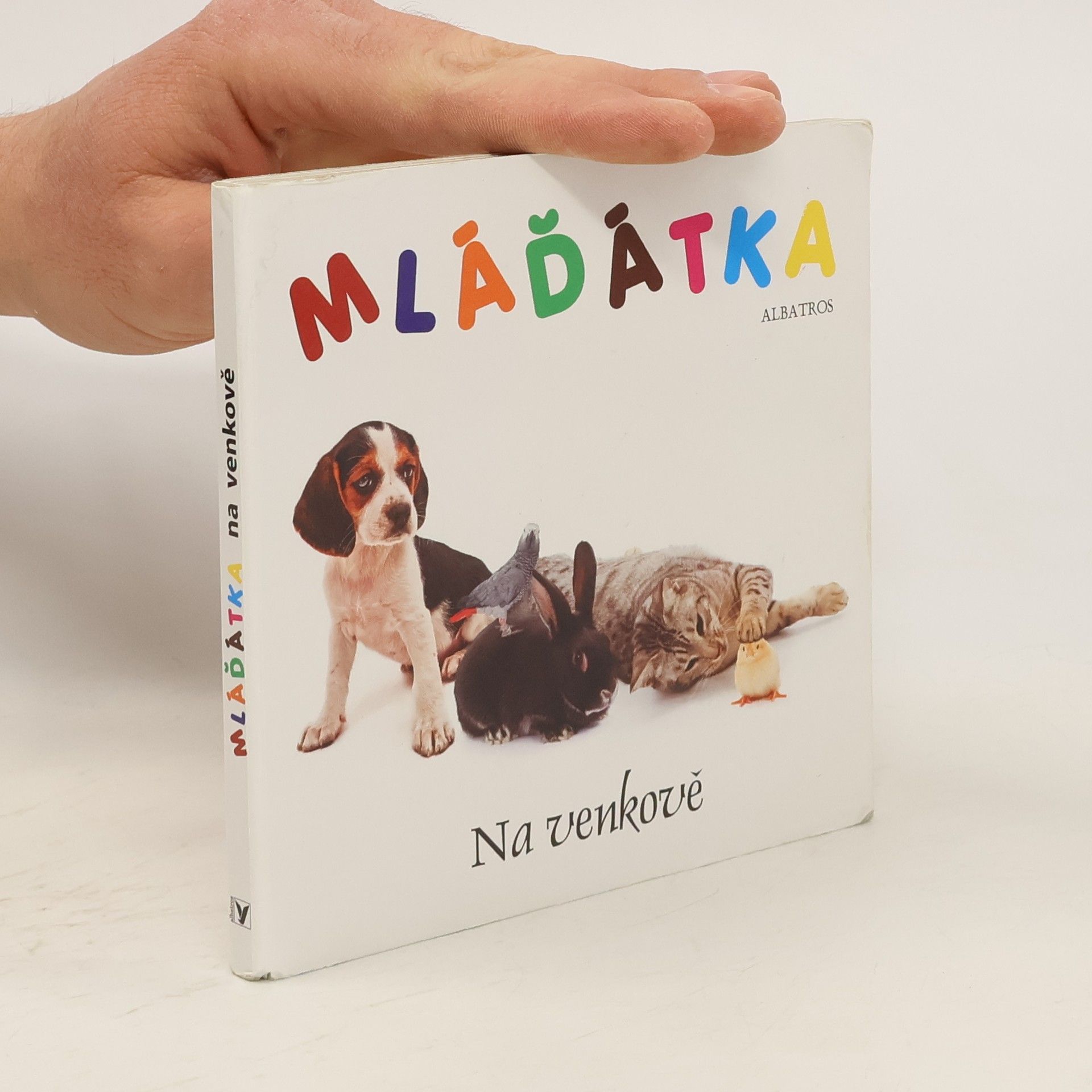 AA.VV. Mláďátka : na venkově