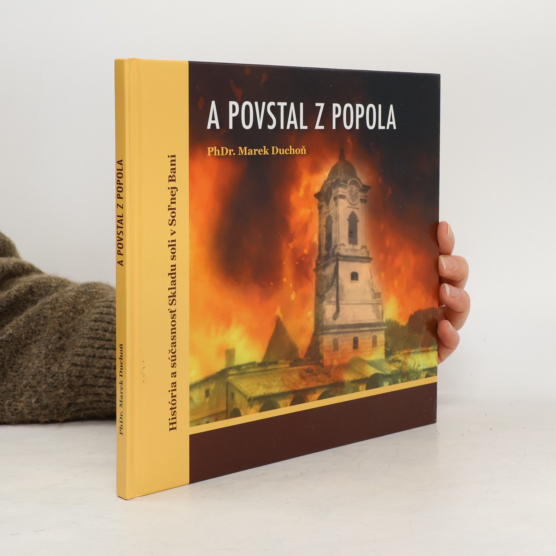 Marek Duchoň A povstal z popola