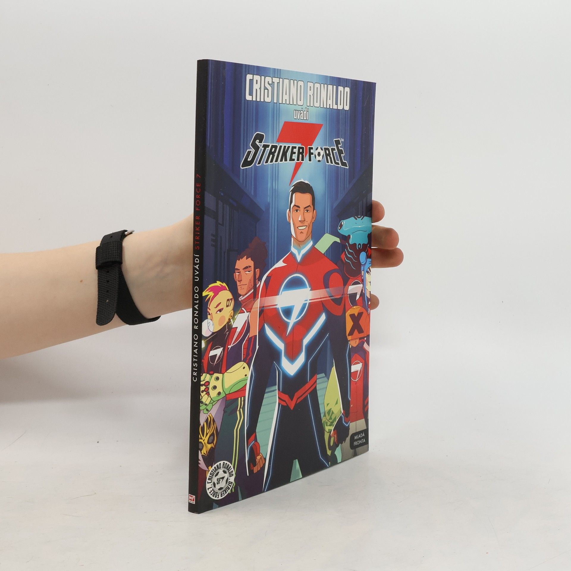 Cristiano Ronaldo uvádí Striker Force 7