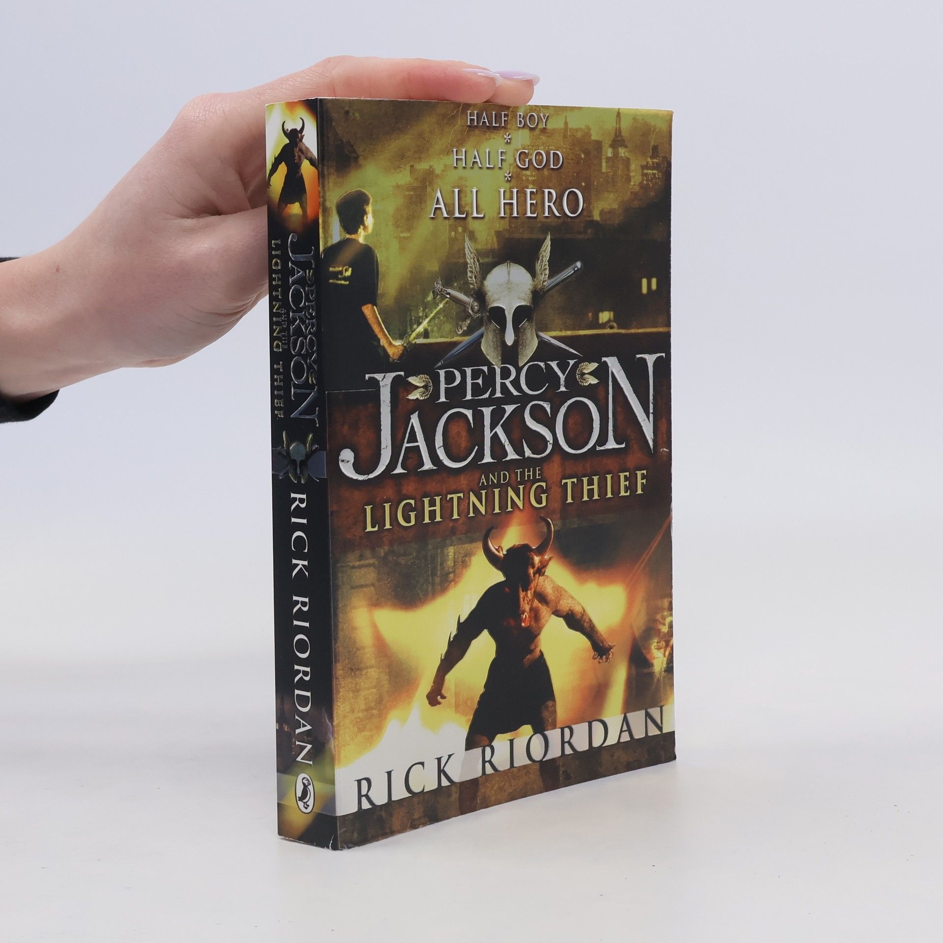 Rick Riordan Percy Jackson and the lightning thief
