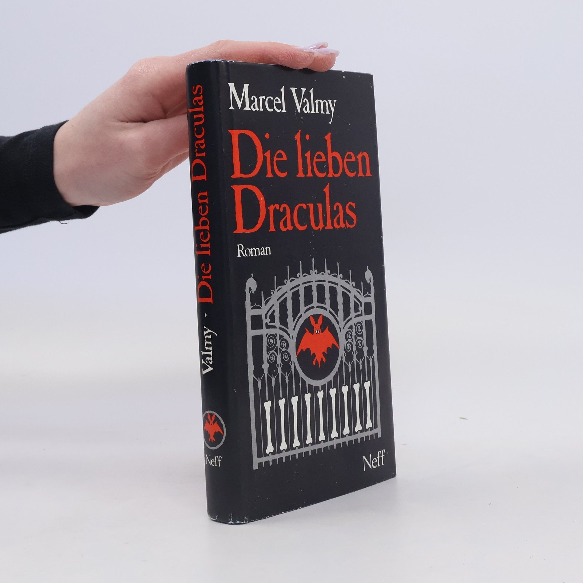 Marcel Valmy Die lieben Draculas