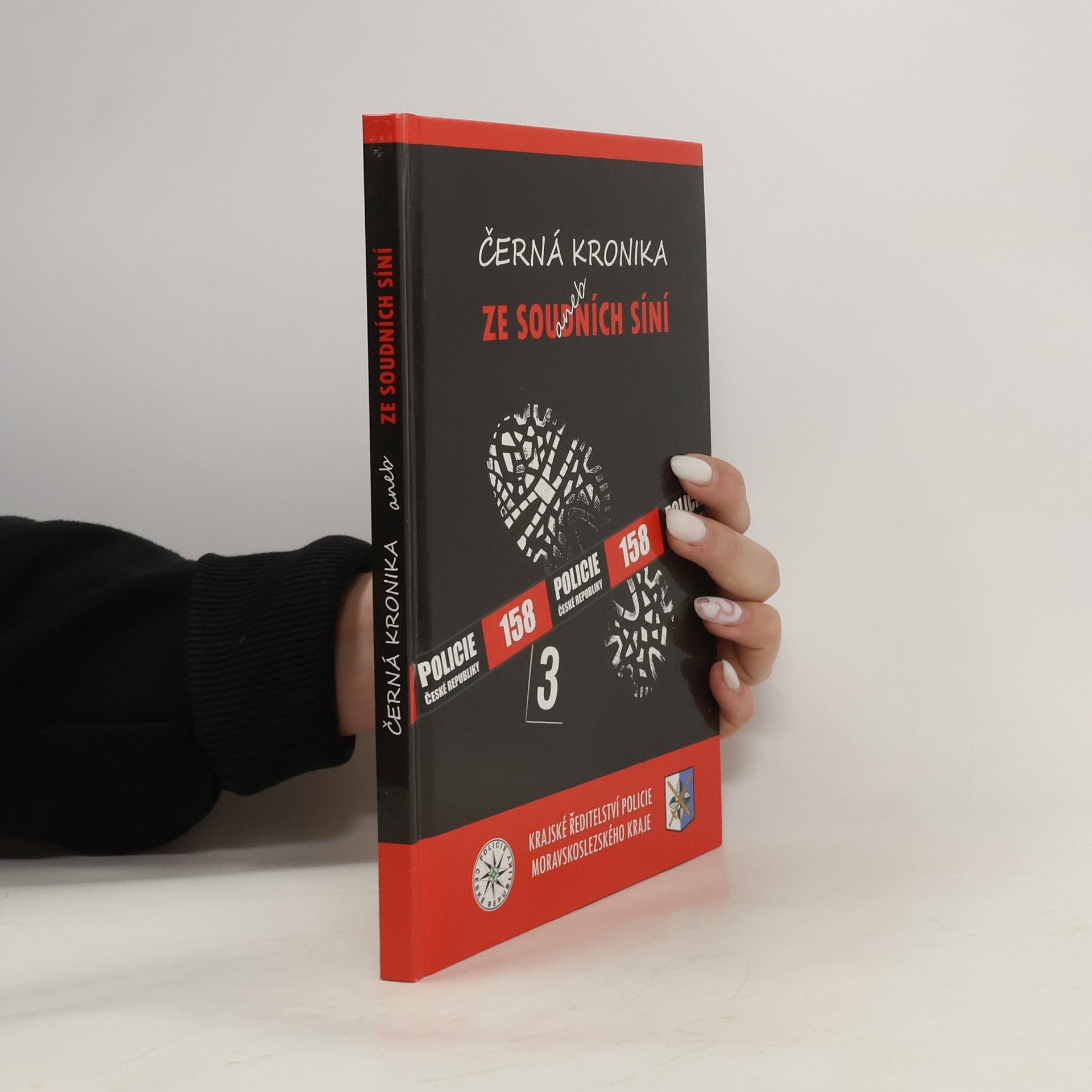 Roman Pokorný Černá kronika, aneb, Ze soudních síní