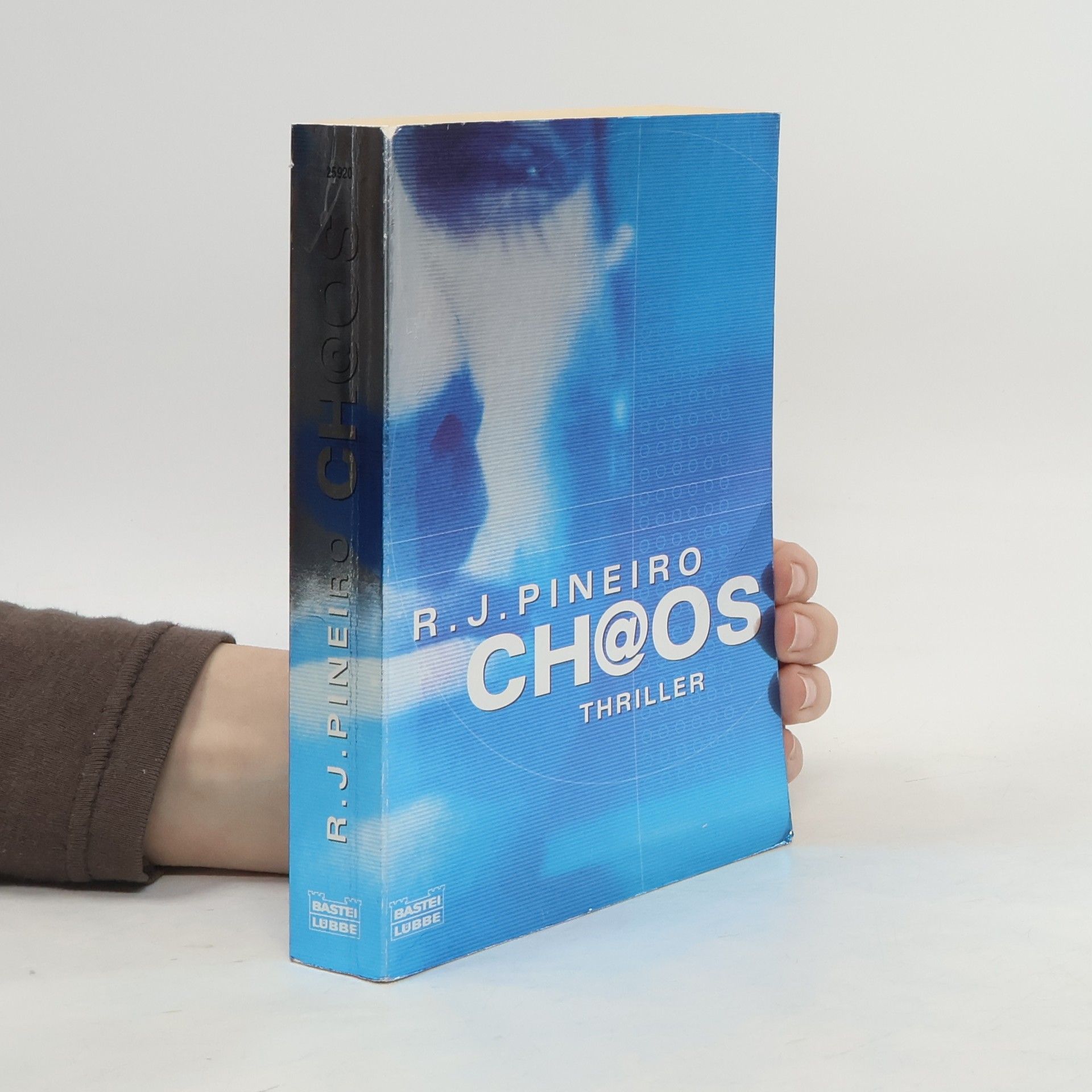 Rogelio J. Pineiro Chaos. Thriller