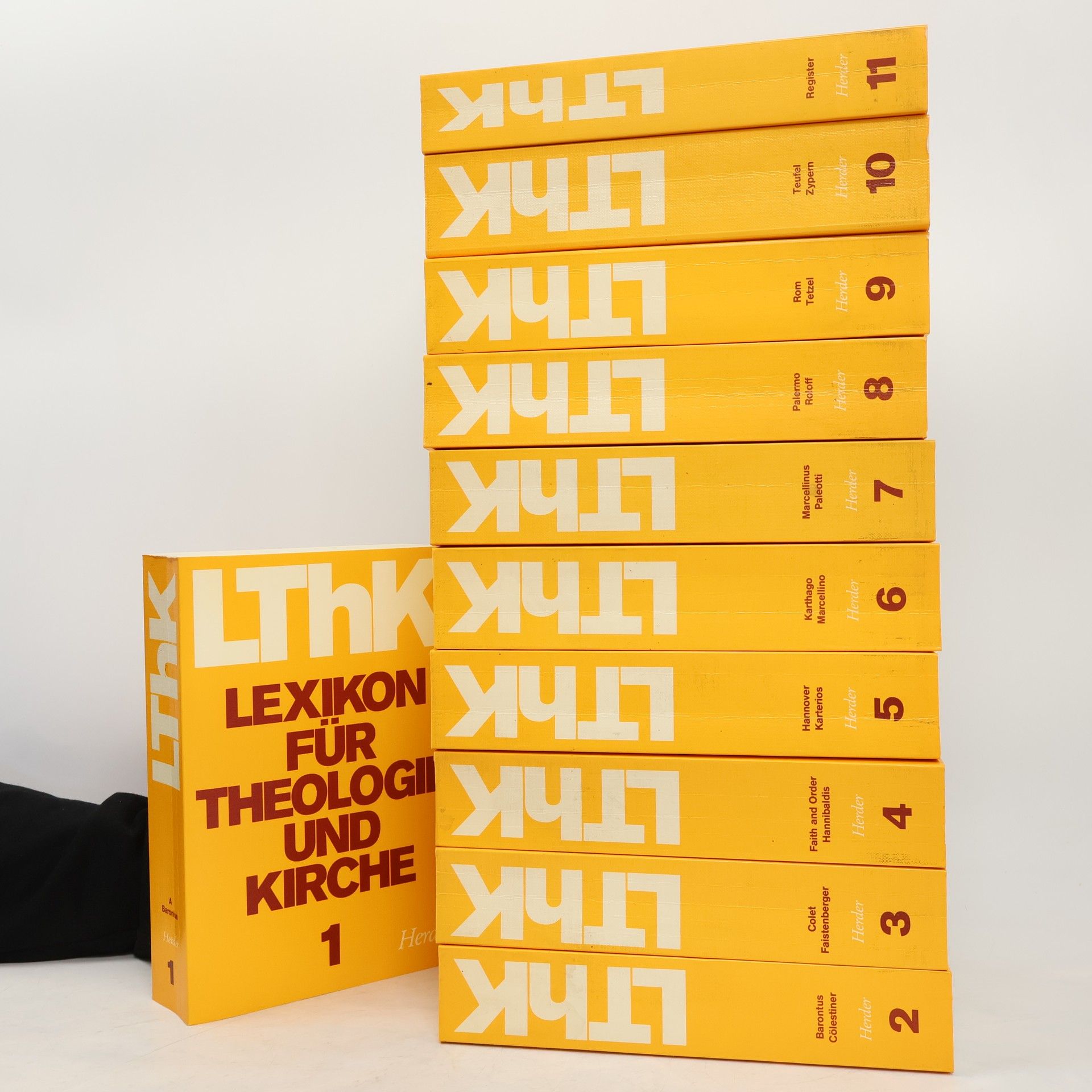 Collectif d'auteurs LThK. Lexikon für Theologie und Kirche 1-11 (11 svazků)
