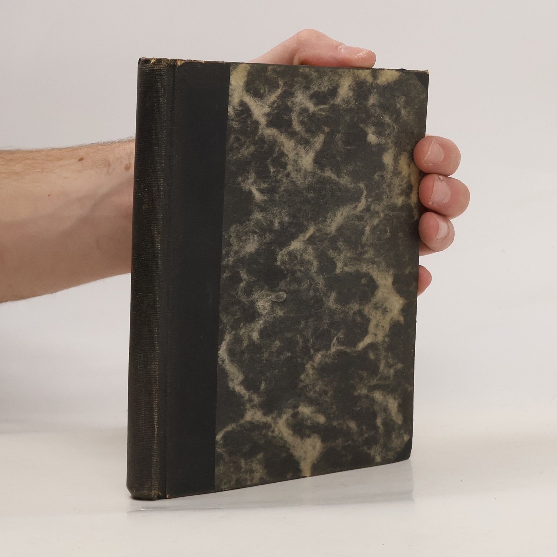 L Simonová Rachmed. Povídka ze života Sartů