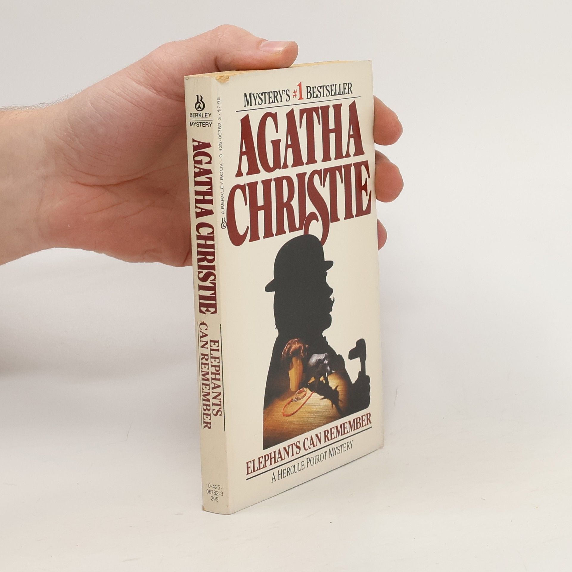 Agatha Christie Elephants can remember