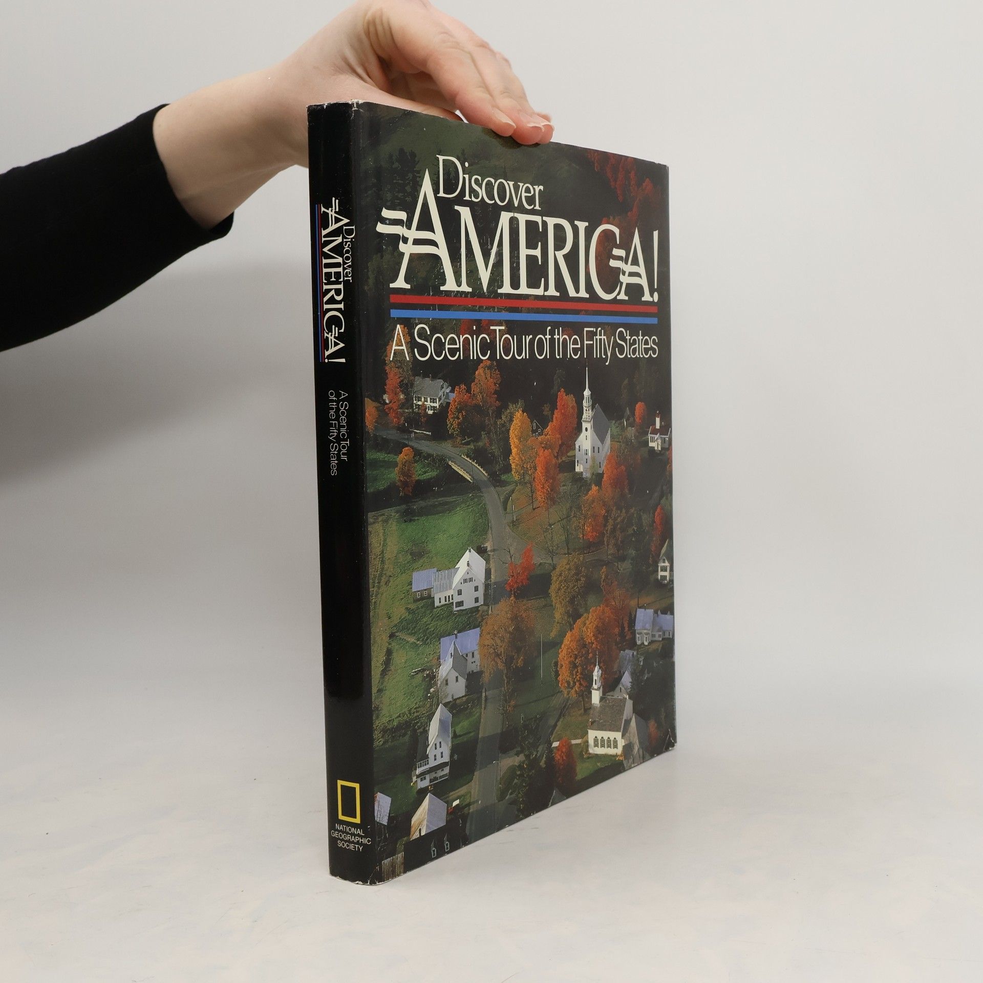 Carol Bittig Lutyk Discover America! : a scenic tour of the fifty states