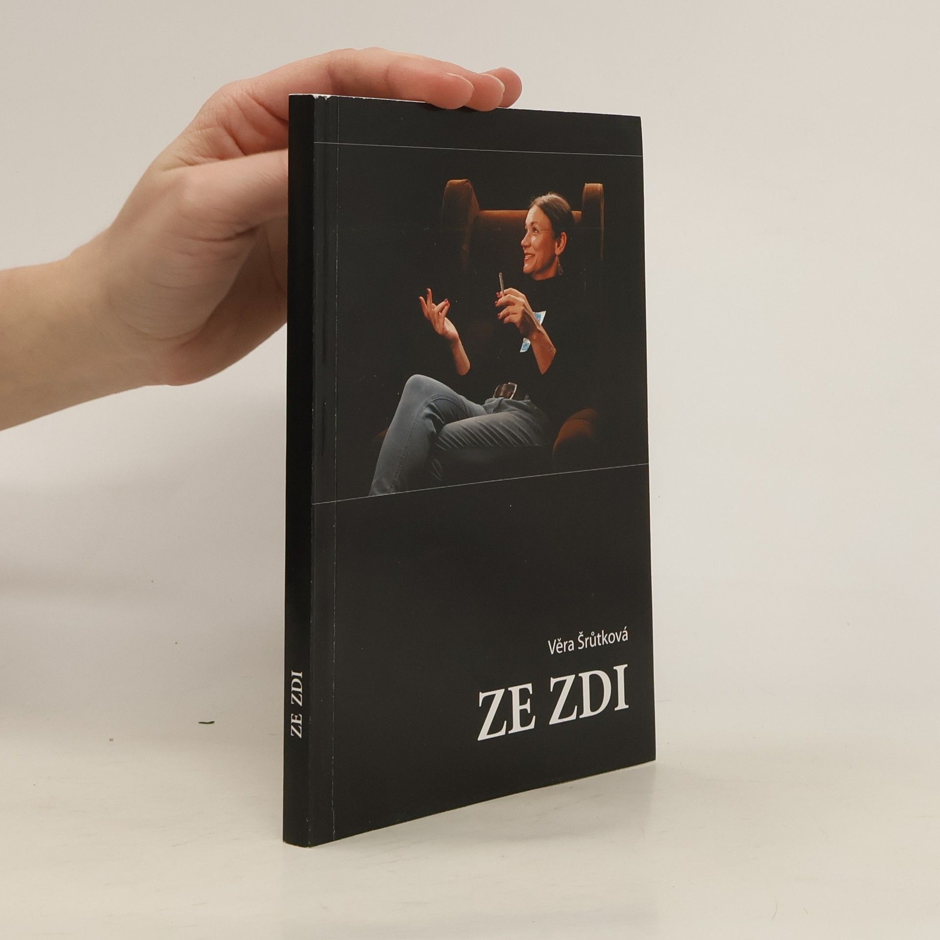 Ze zdi