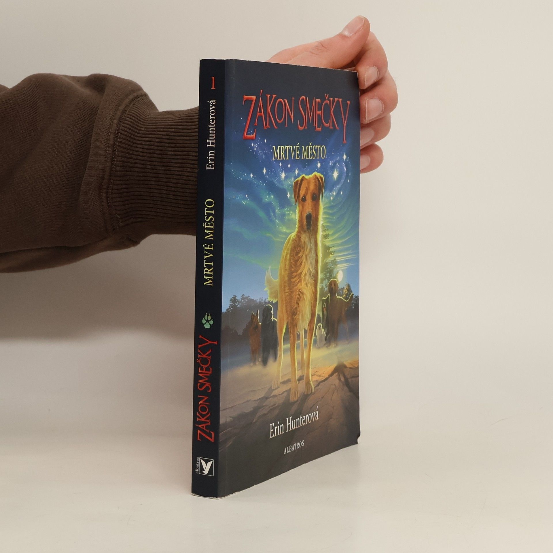 Erin Hunter Zákon smečky. Mrtvé město