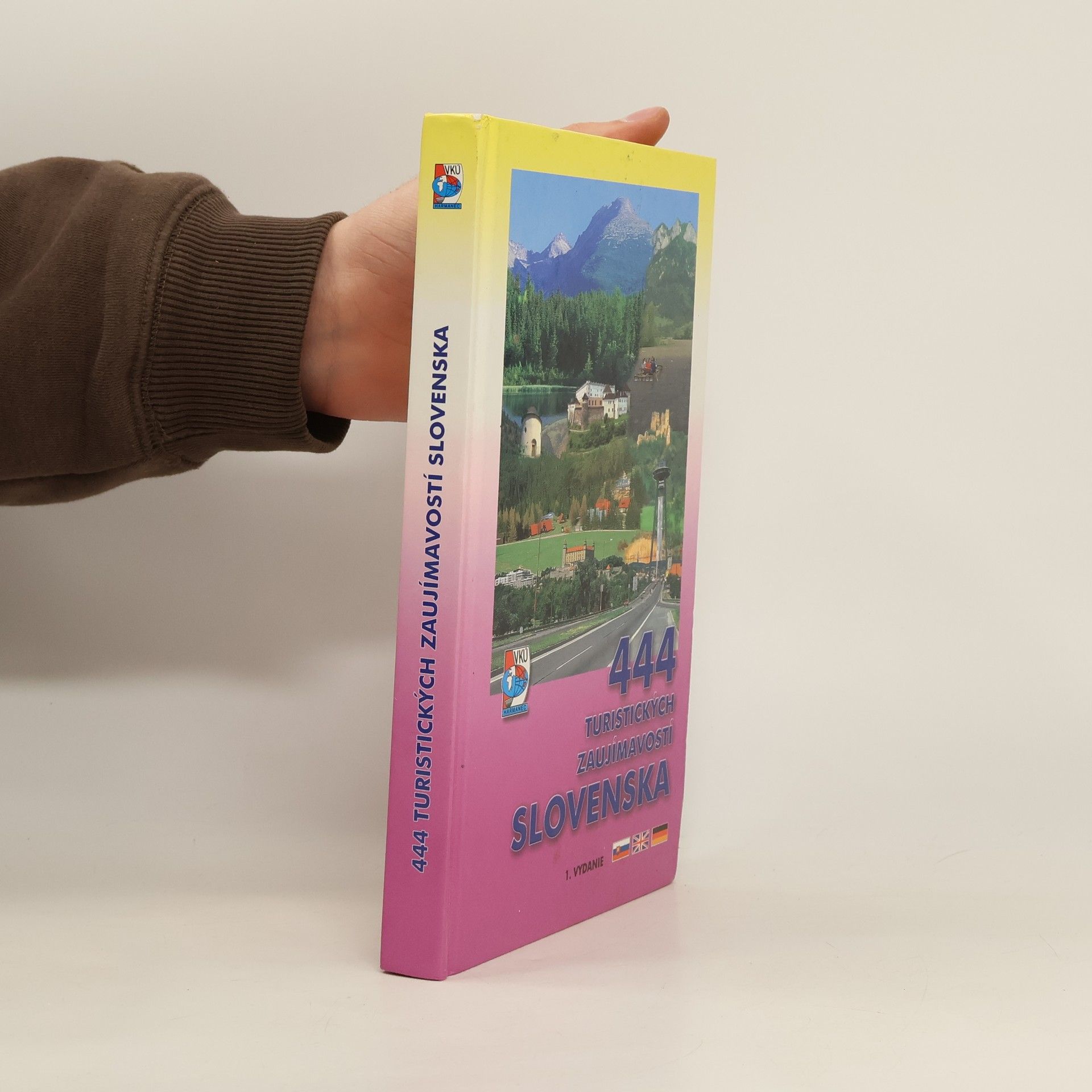Marta Krivá 444 turistických zaujímavostí Slovenska