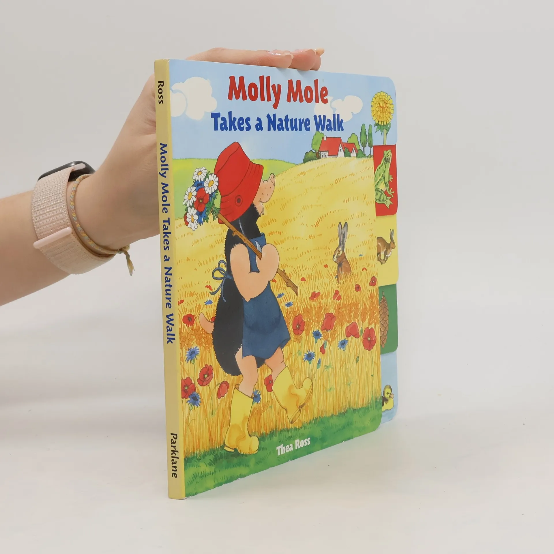 Molly Mole Takes a Nature Walk | Book | Hardcover | Thea Ross | EN