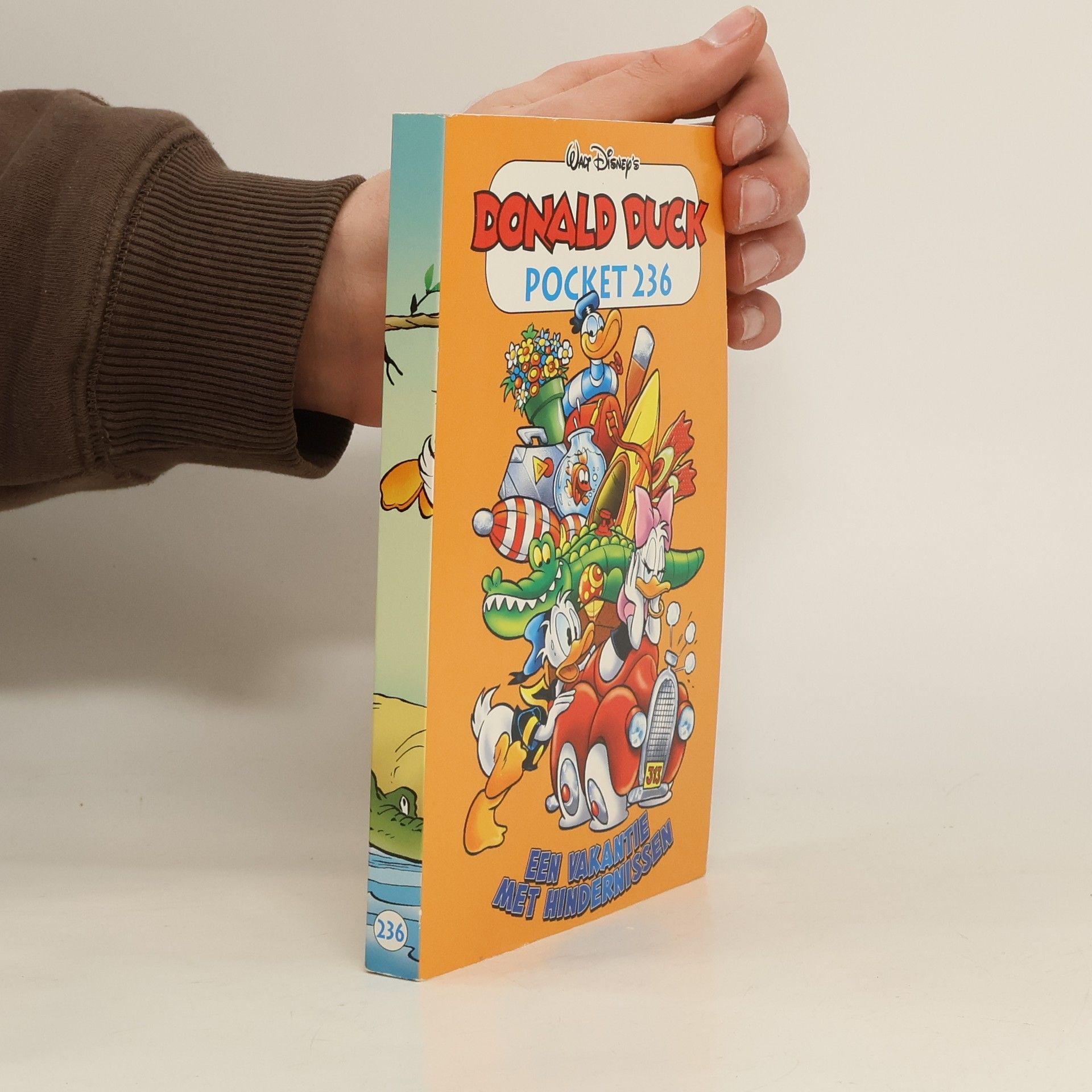 AA.VV. Donald Duck Pocket 236. Een vakantie met hindernissen