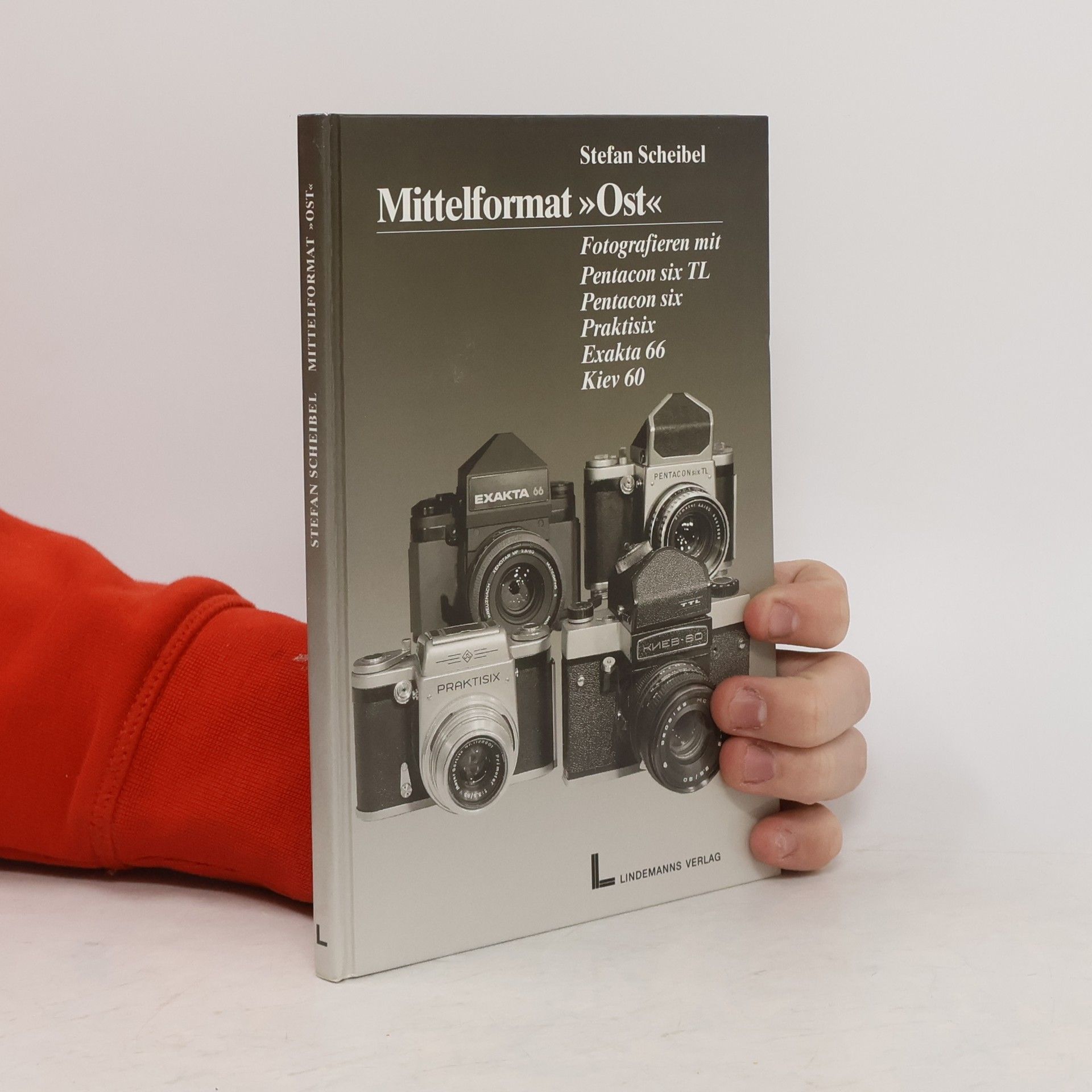 Stefan Scheibelhofer Mittelformat "Ost"