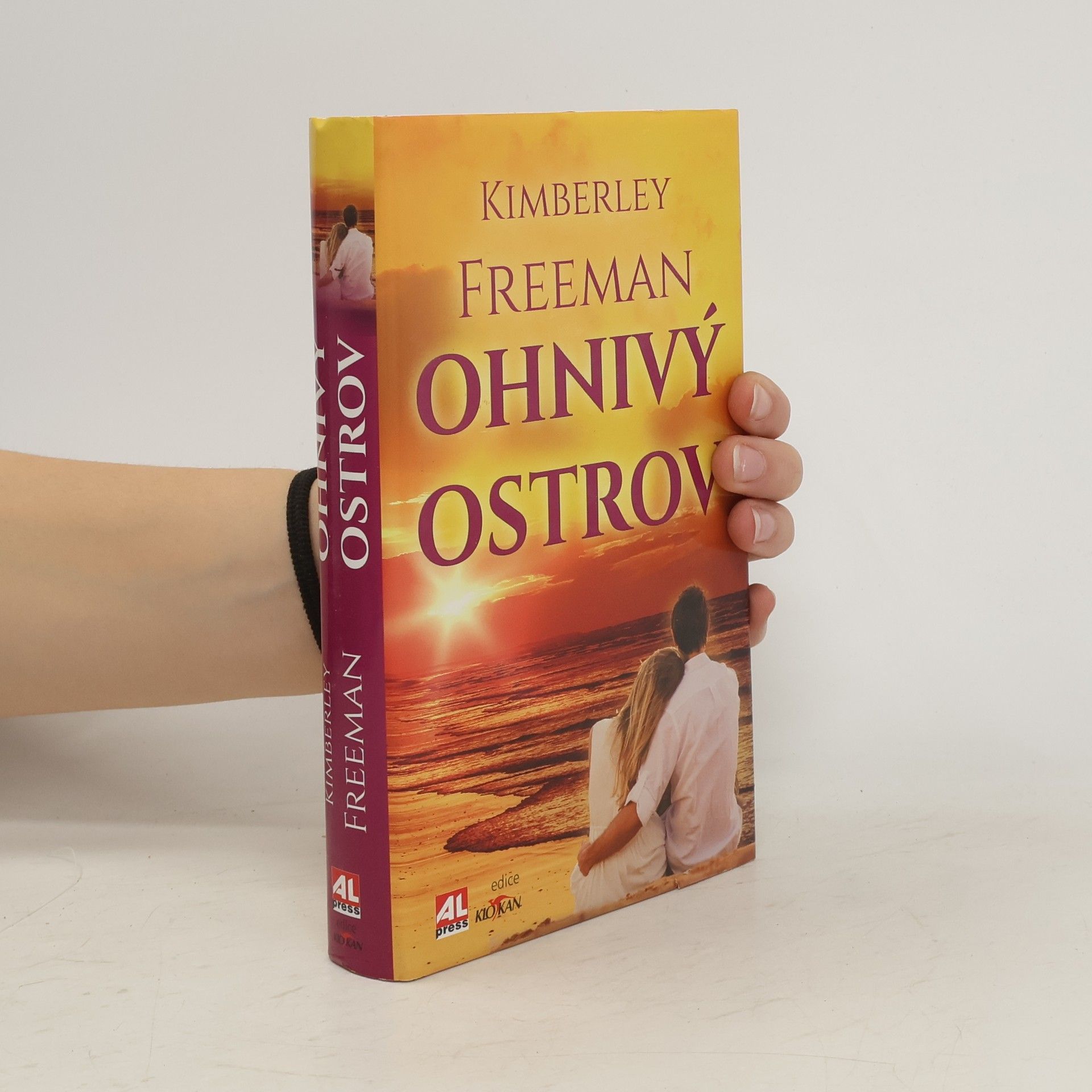 Kimberley Freeman Ohnivý ostrov