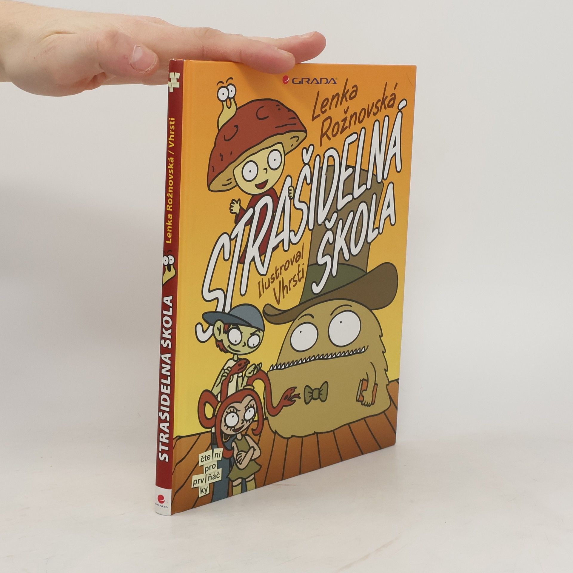 Lenka Rožnovská Strašidelná škola