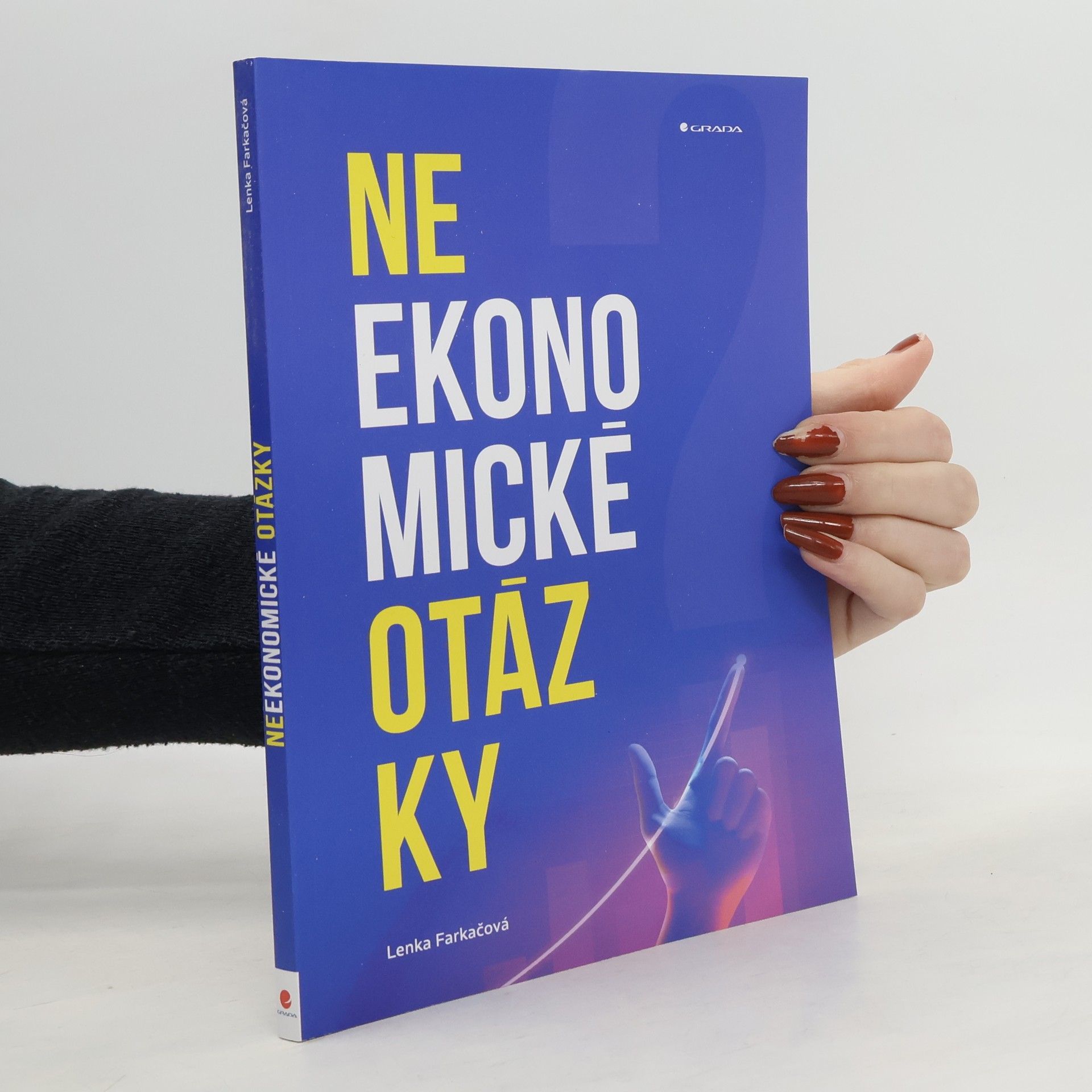 Lenka Farkačová Neekonomické otázky
