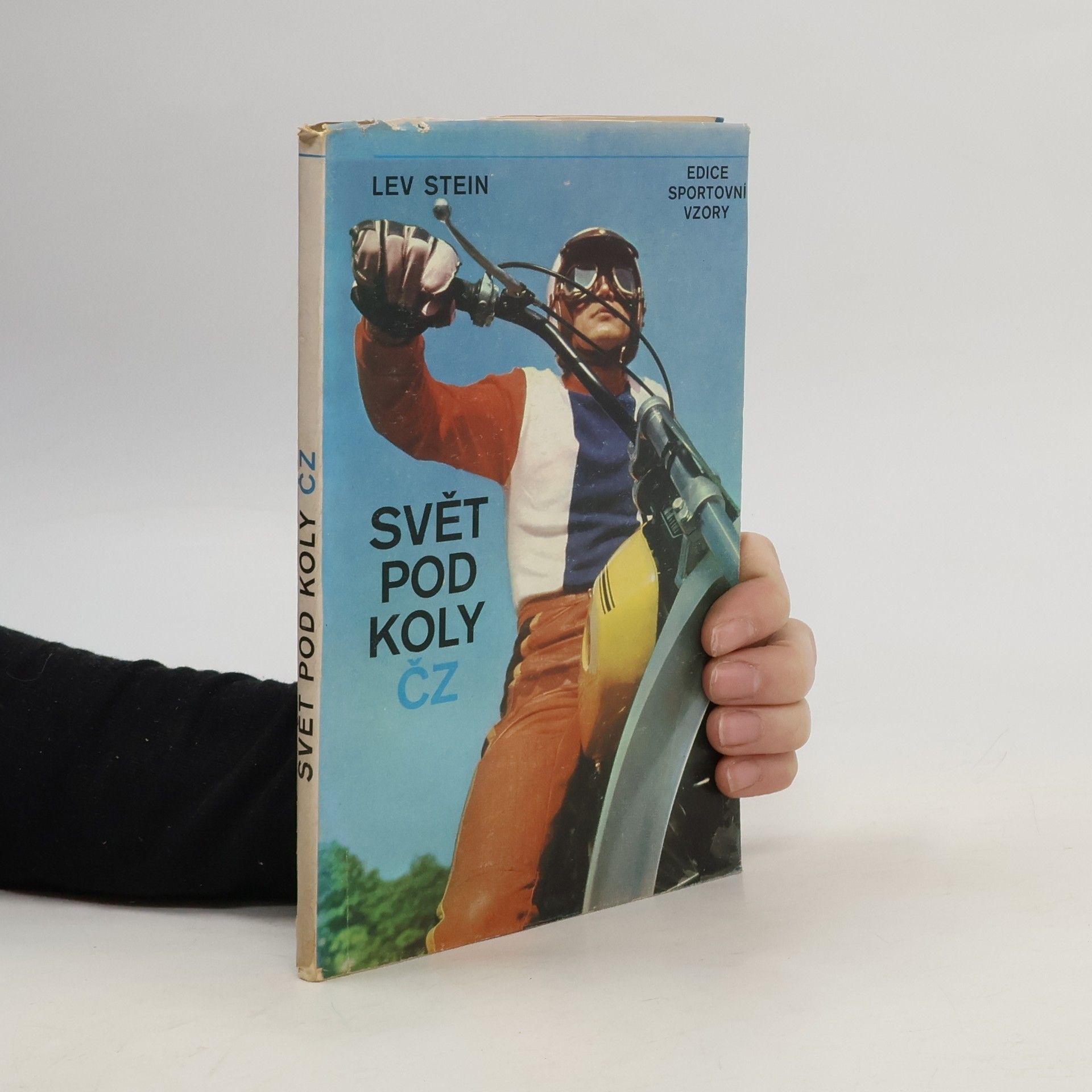 Lev Stein Svět pod koly ČZ
