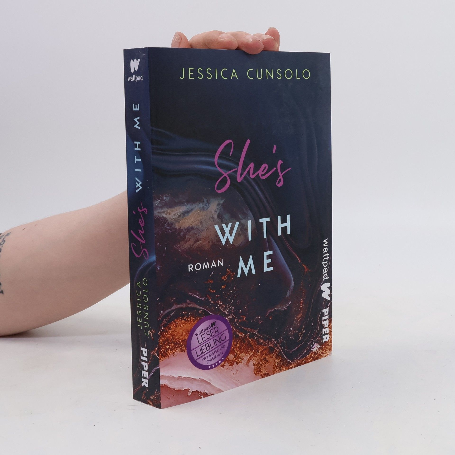 Jessica Cunsolo She's with me