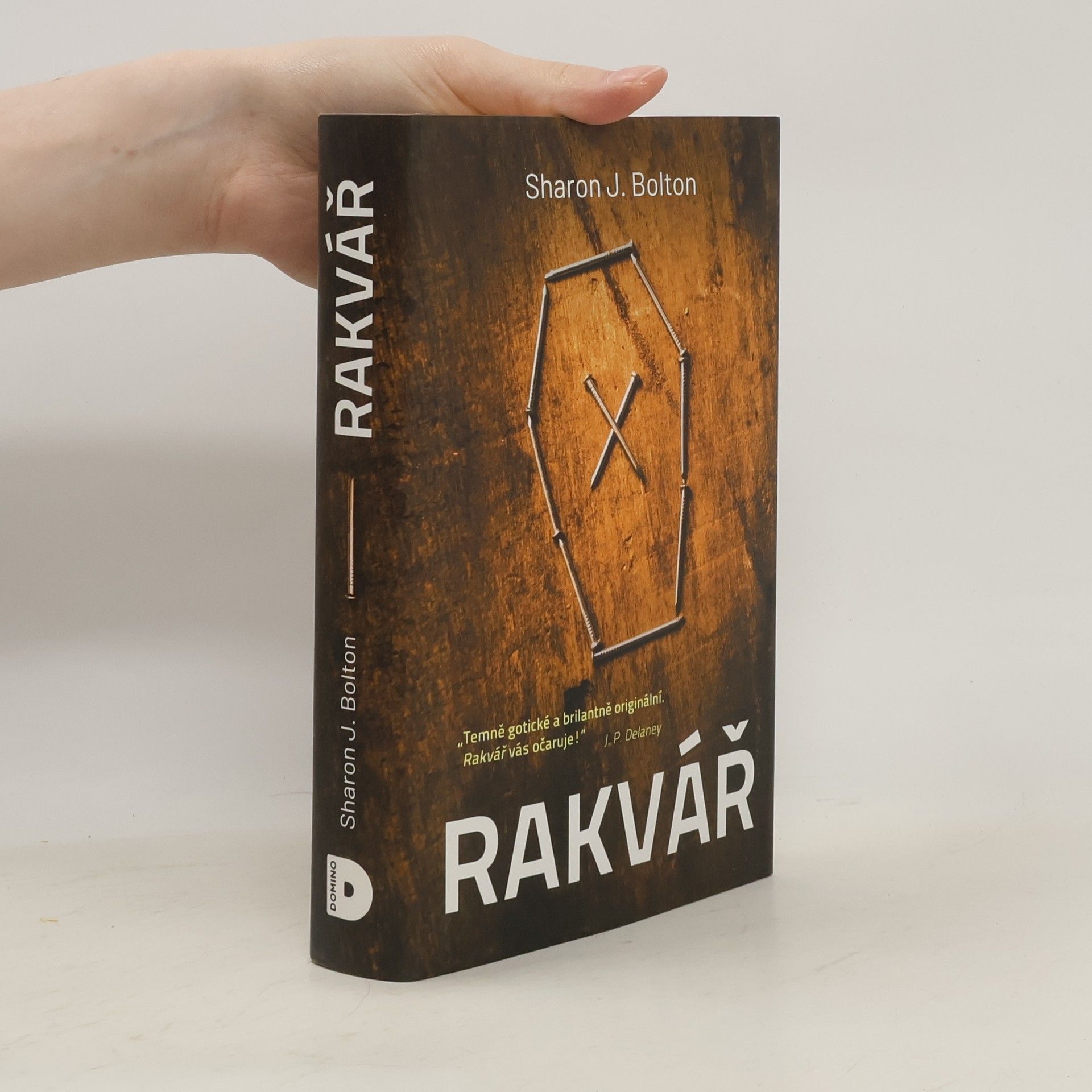 S. J. Bolton Rakvář