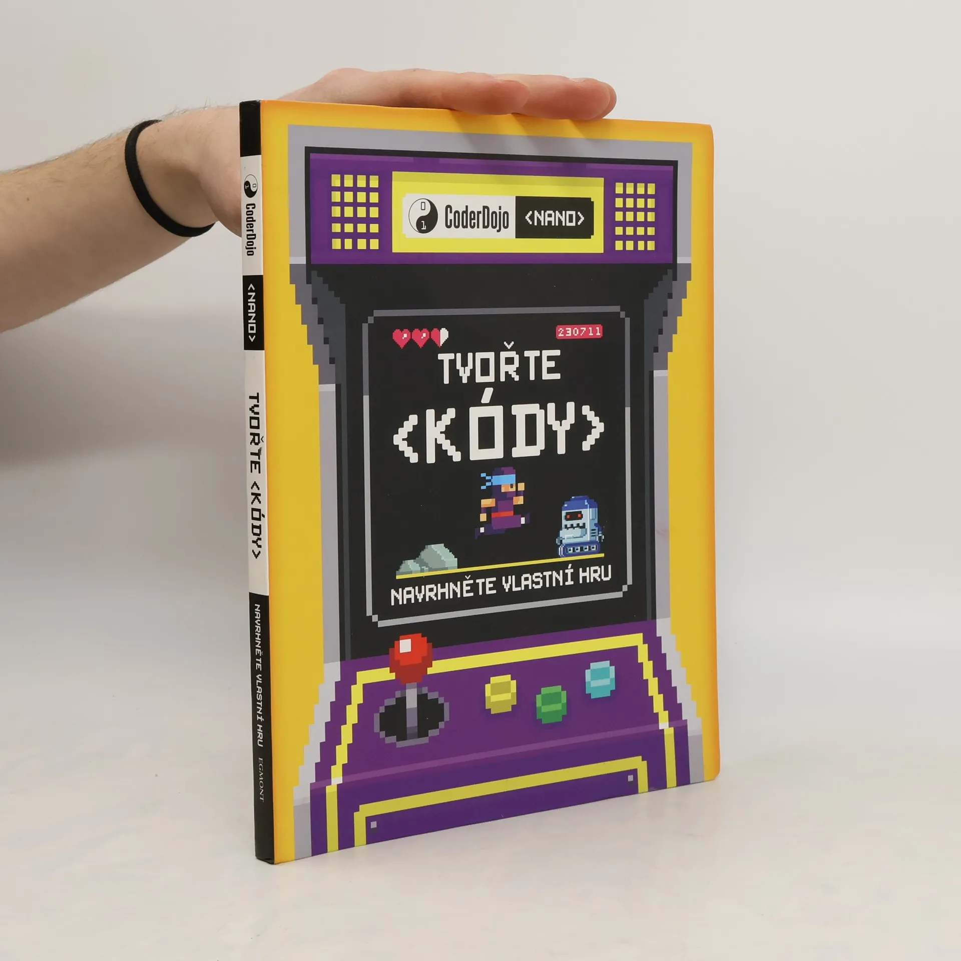 Tvořte kódy. Navrhněte vlastní hru | Kniha | Jurie Horneman | CS