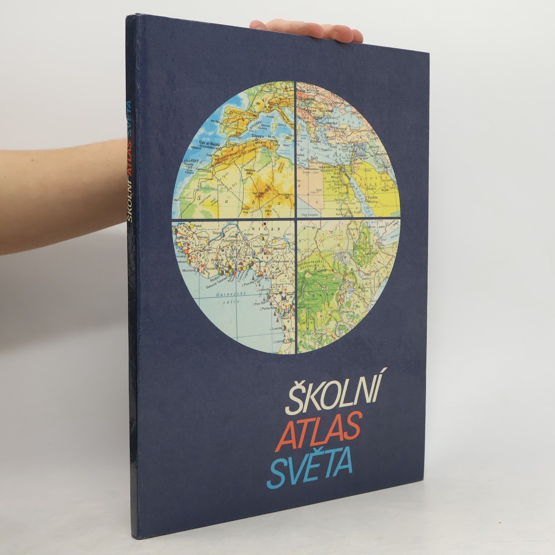 Collective Školní atlas světa