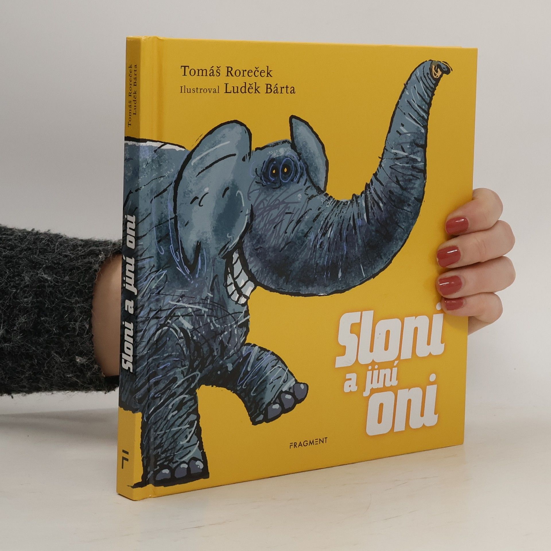 Tomáš Roreček Sloni a jiní oni