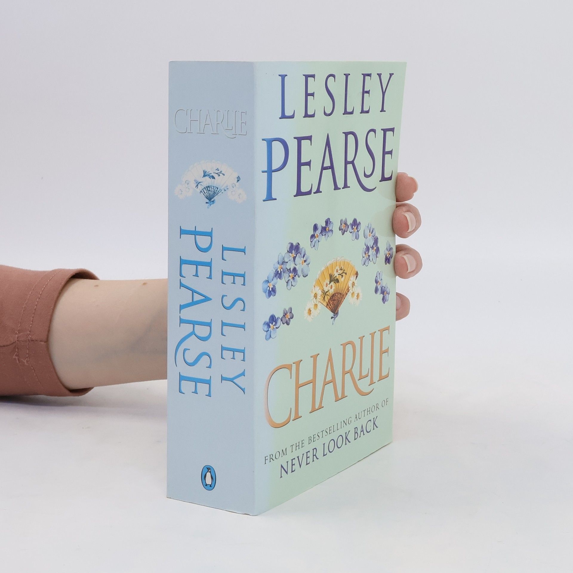 Lesley Pearse Charlie