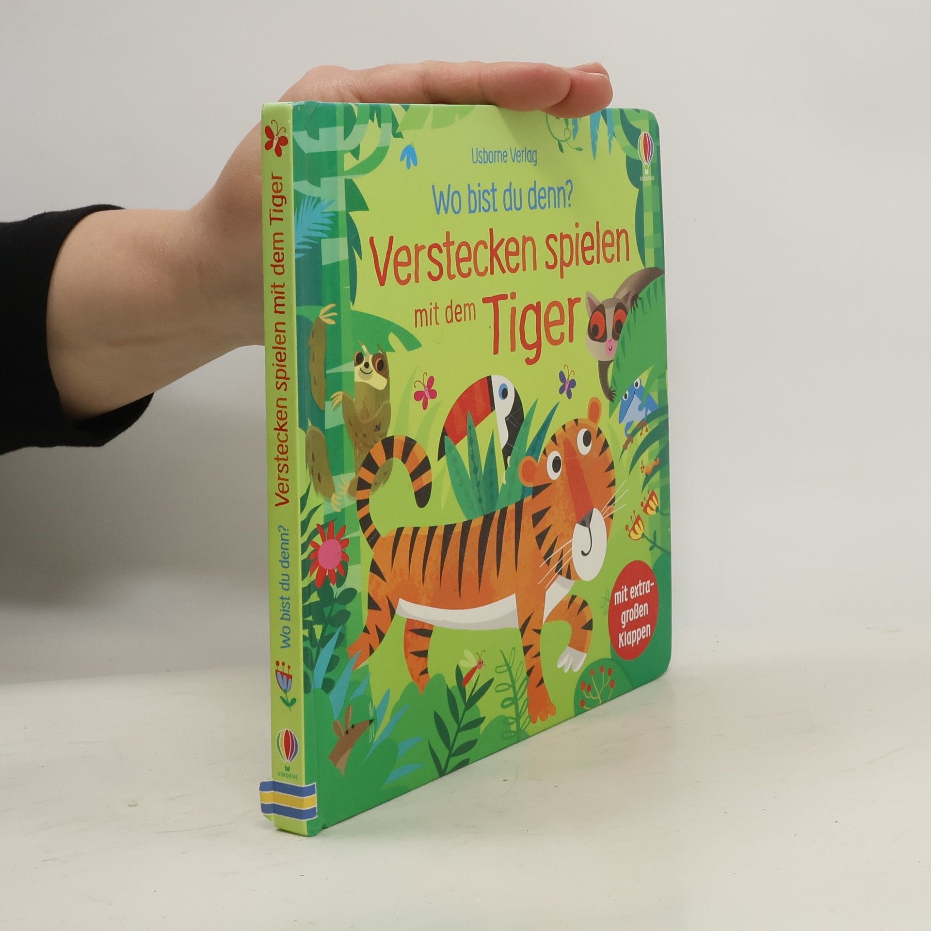 Gareth Lucas Verstecken spielen mit dem Tiger