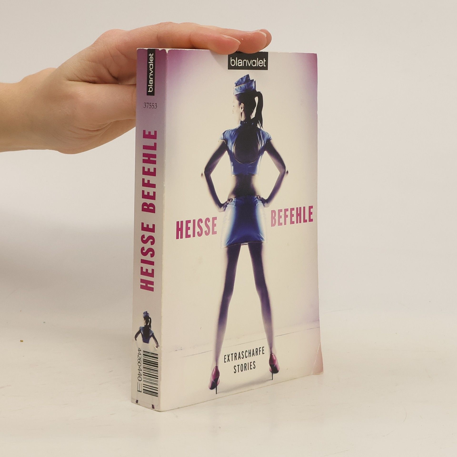 Kerri Sharp Heiße Befehle. Extrascharfe Stories