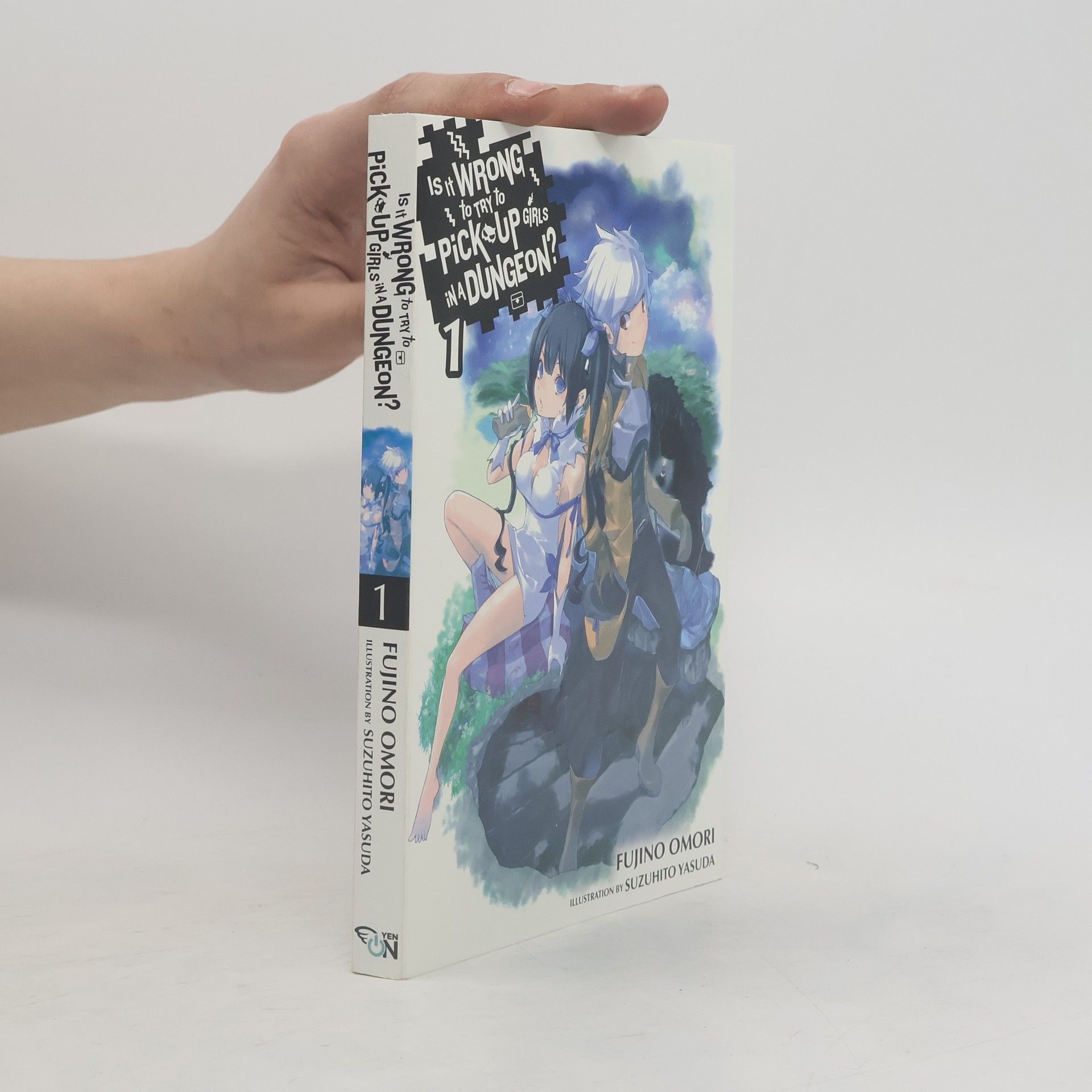 Fujino Omori Is It Wrong to Try to Pick Up Girls in a Dungeon? 1