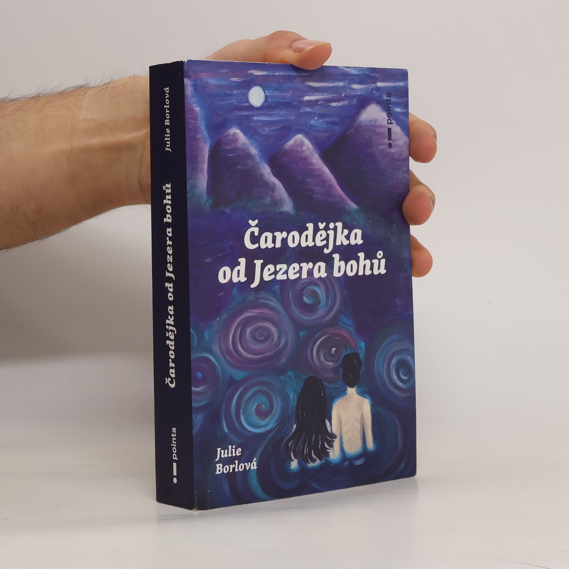 Julie Borlová Čarodějka od Jezera bohů
