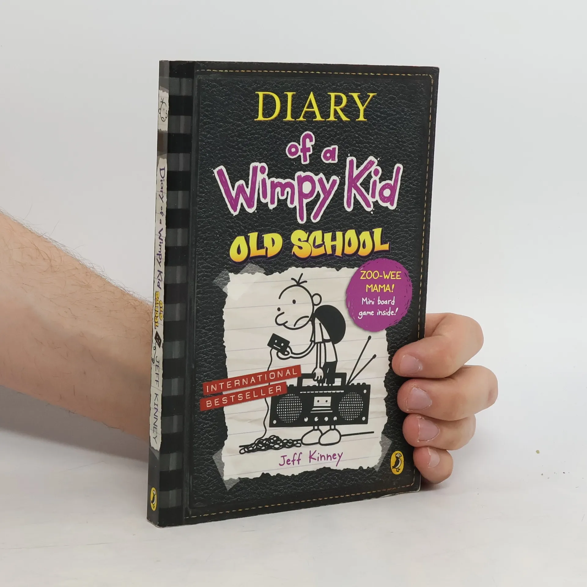 Diary of a Wimpy Kid. Old school | Book | Jeff Kinney | EN