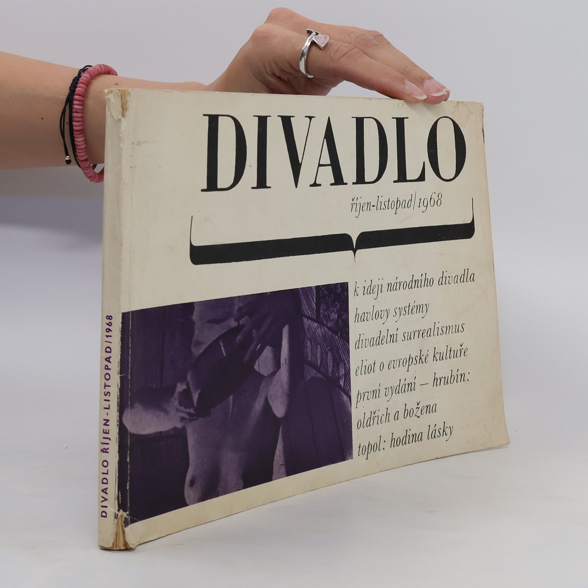 Collectif d'auteurs Divadlo 10-11/1968