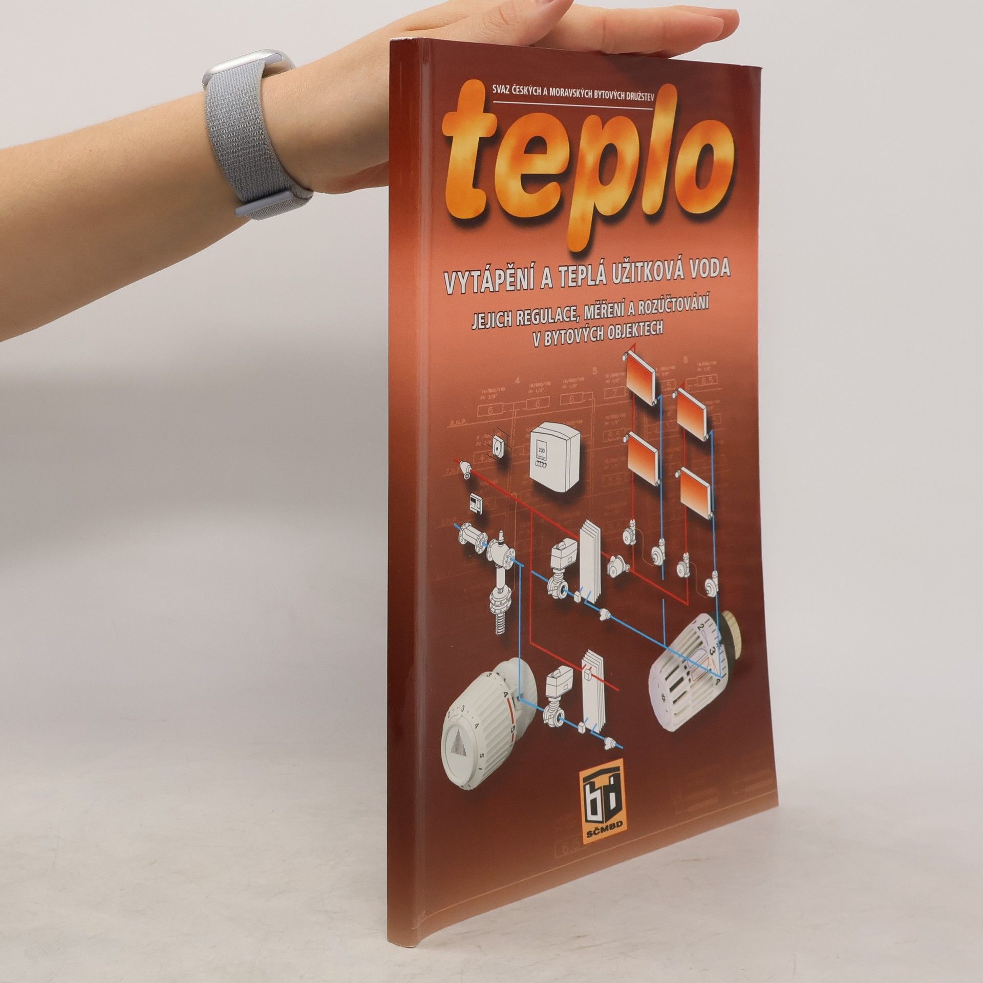kolektiv Teplo : vytápění a teplá užitková voda