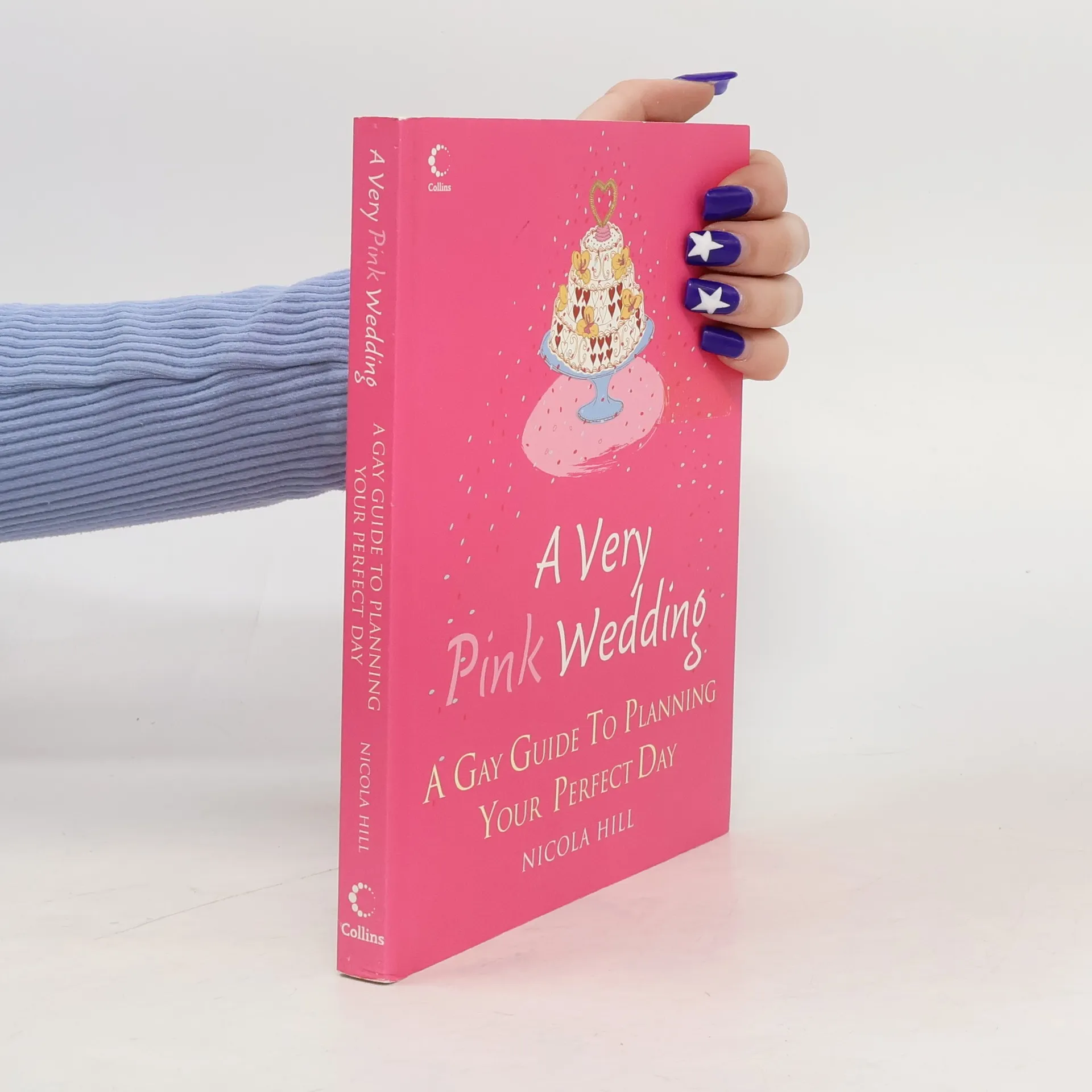 A Very Pink Wedding | Book | Nicola Hill | EN