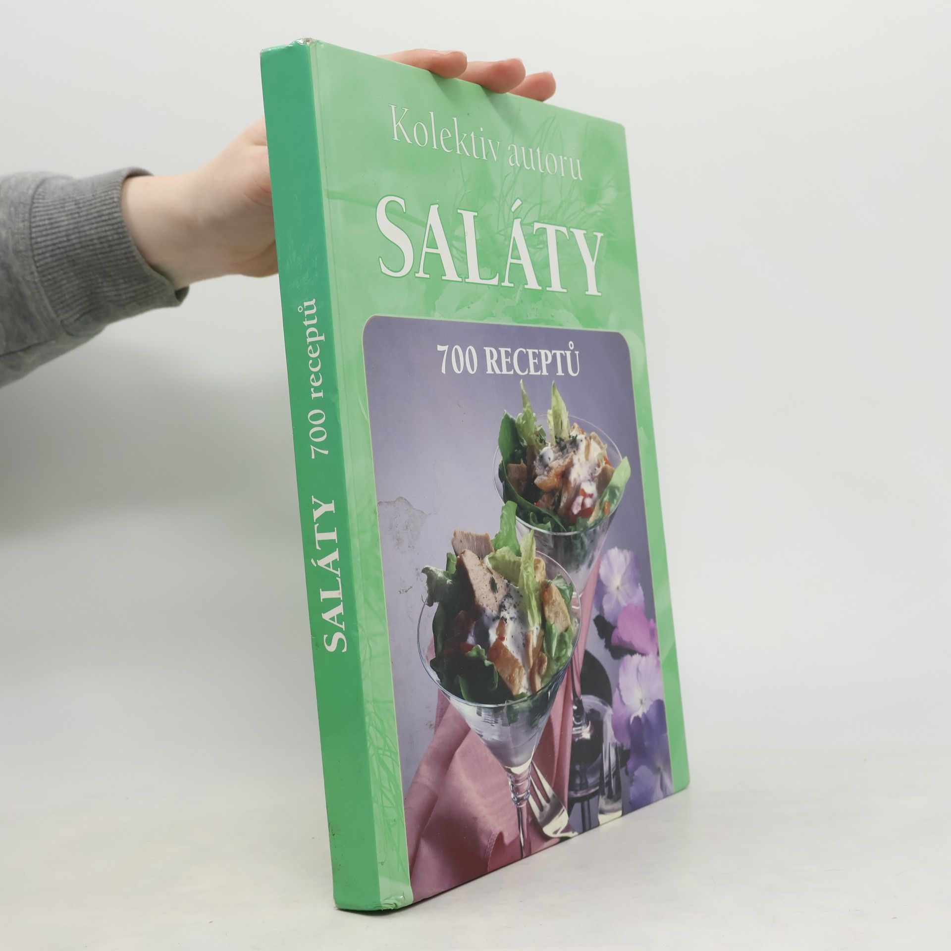Collective Saláty. 700 receptů
