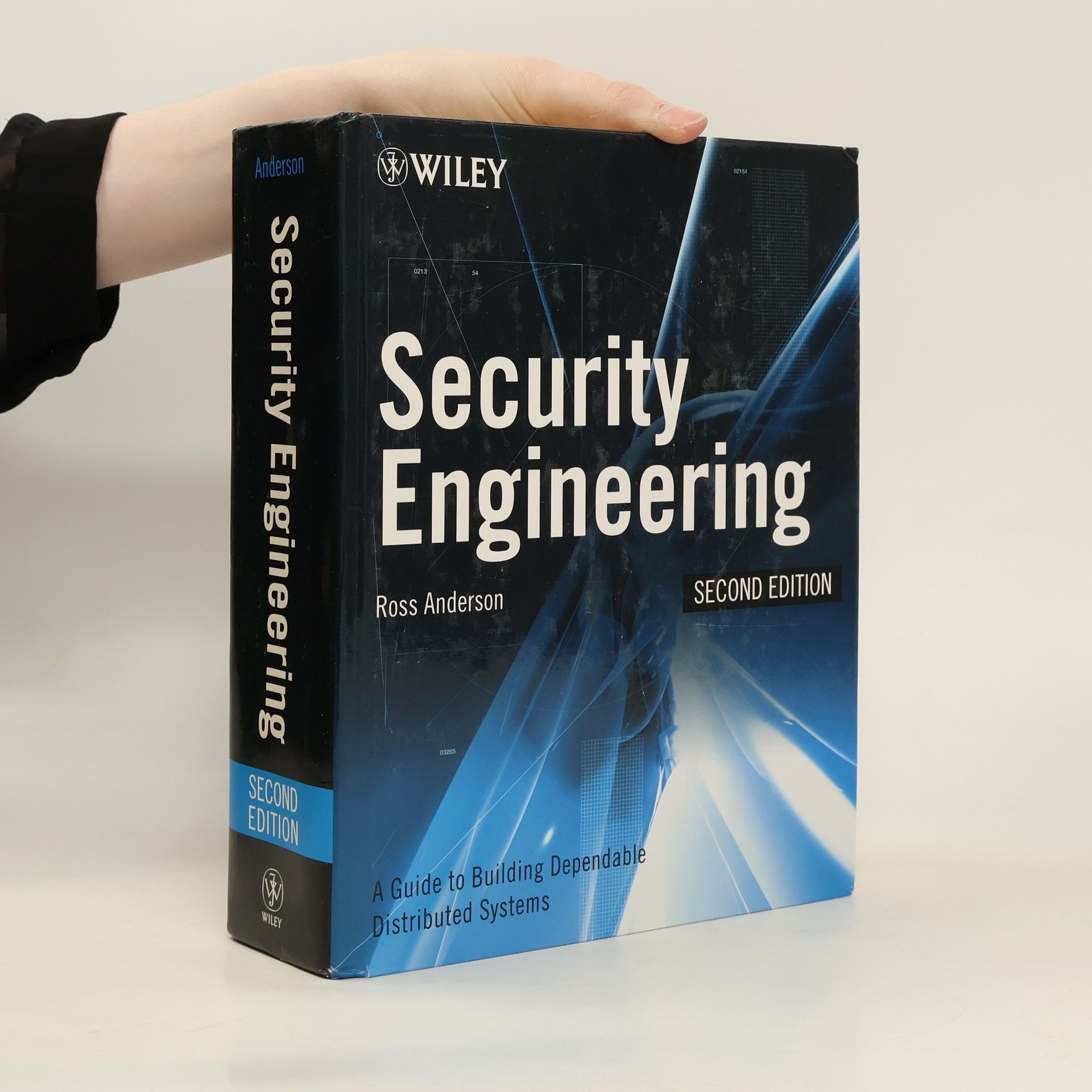 Ross Anderson Security engineering : a guide to building dependable distributed systems