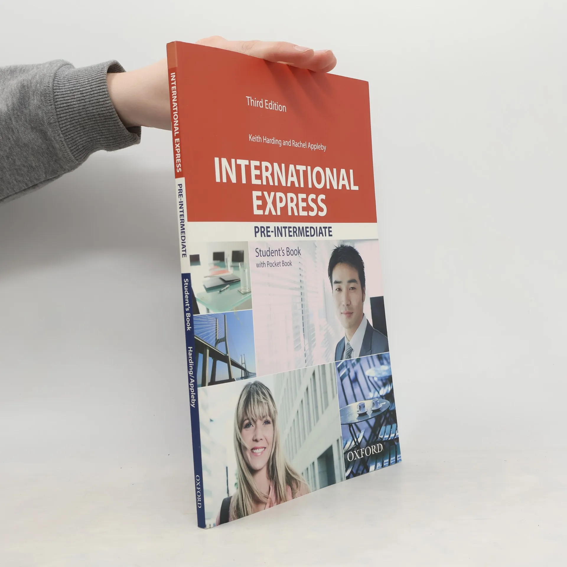International Express - Students Book with Pocket Book: Pre-intermediate | Book | Paperback | kolektiv | EN