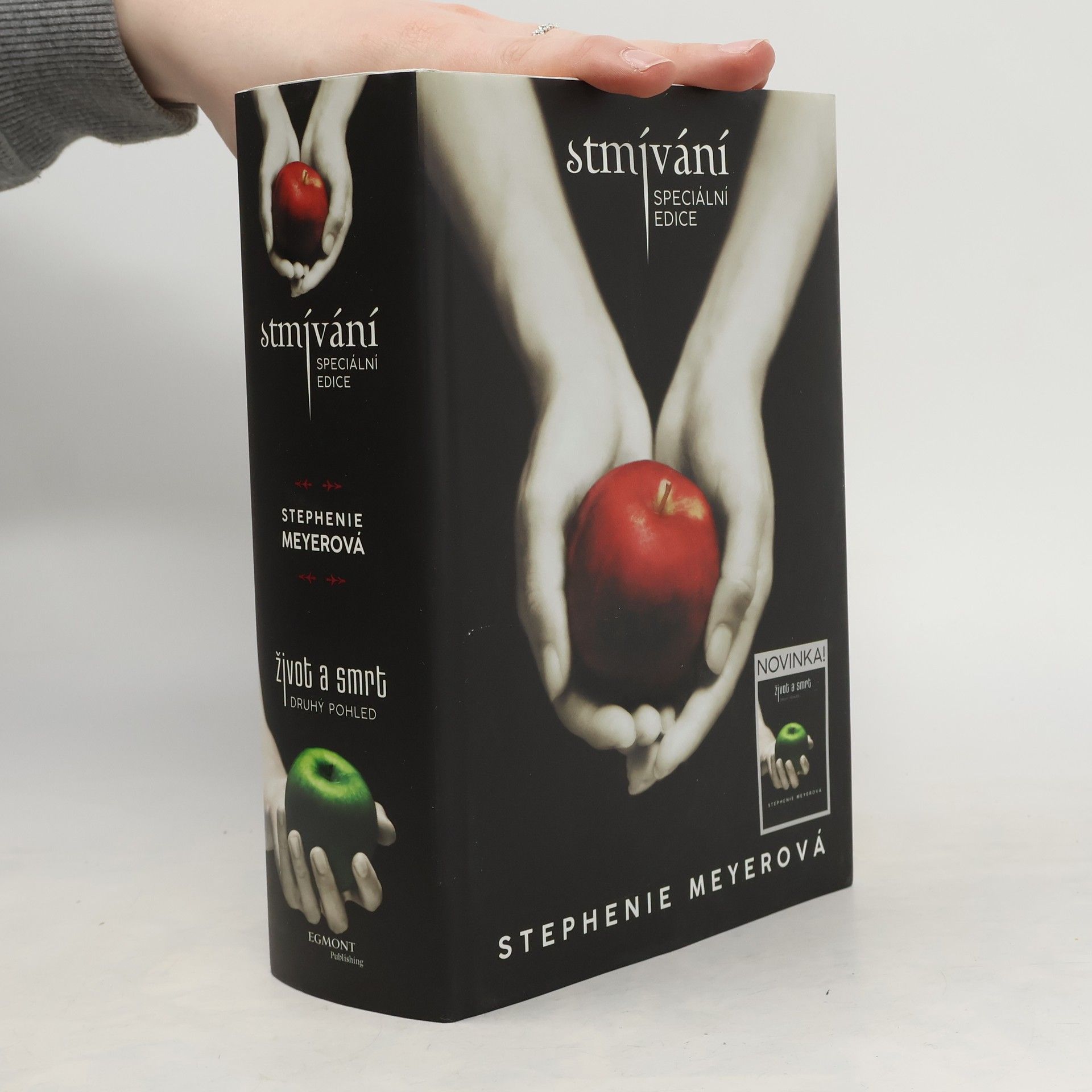 Stephenie Meyer Stmívání. Život a smrt: Druhý pohled. (Speciální edice)
