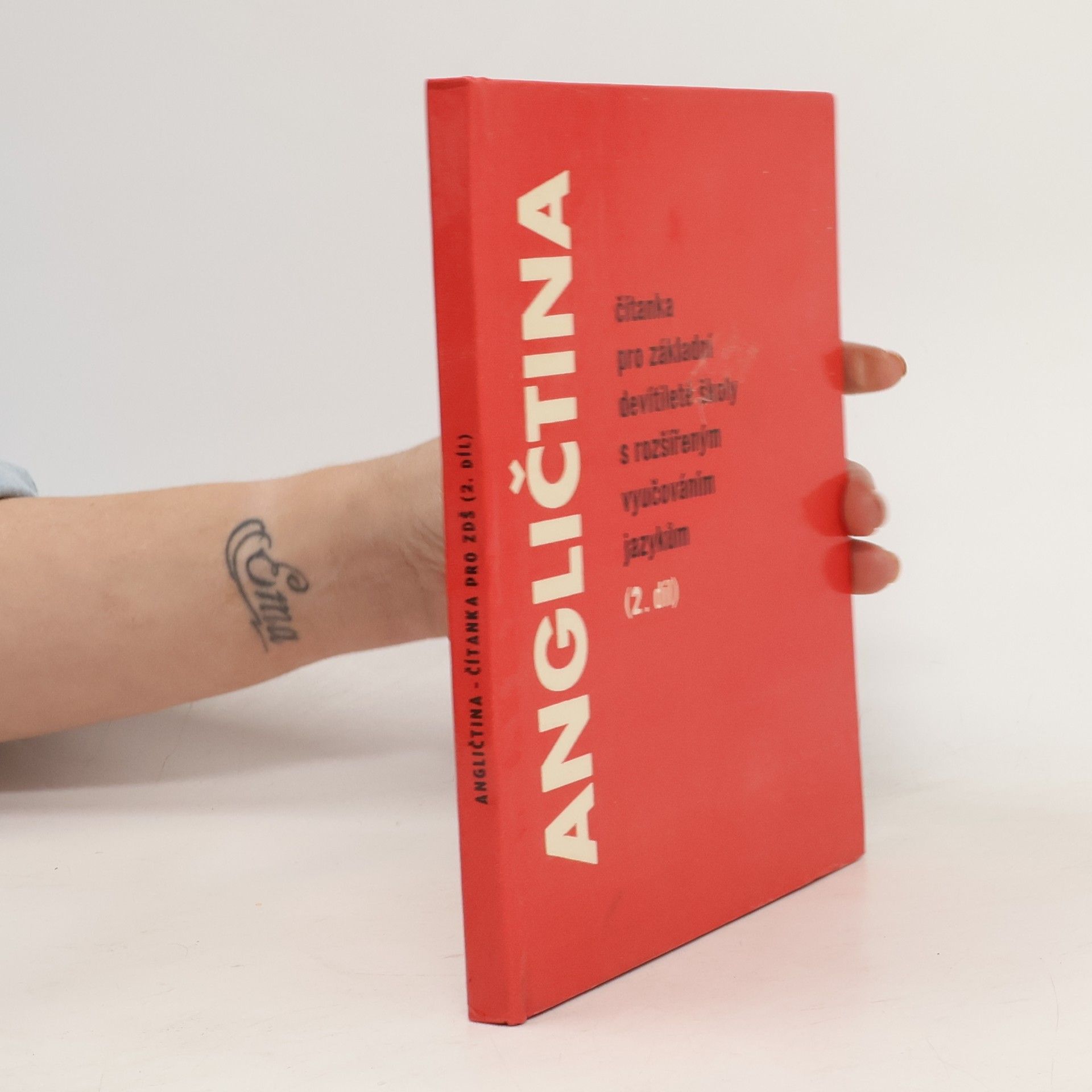 Julie Kubíčková Angličtina. Čítanka pro ZDŠ 2.díl