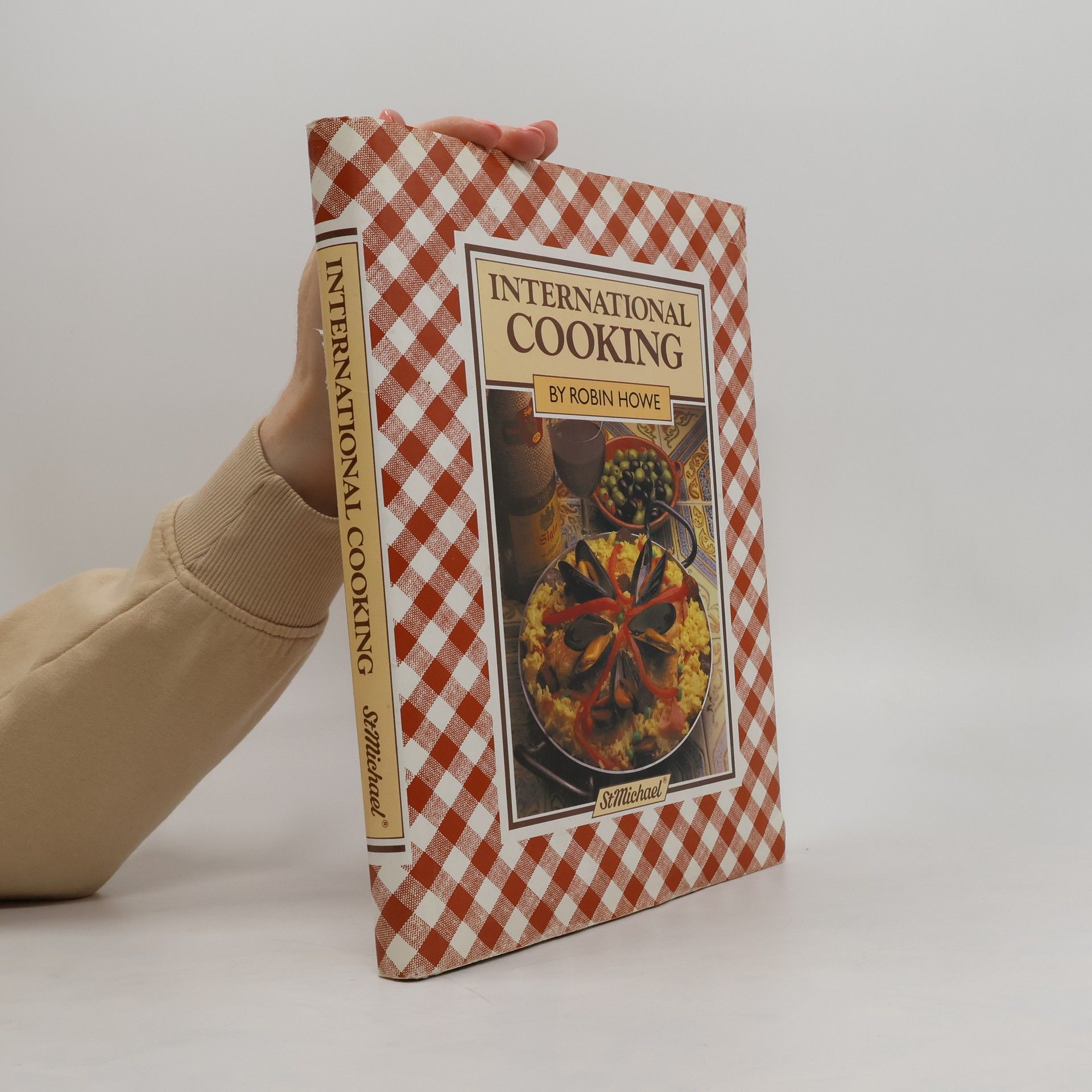 Robin Howe International Cooking