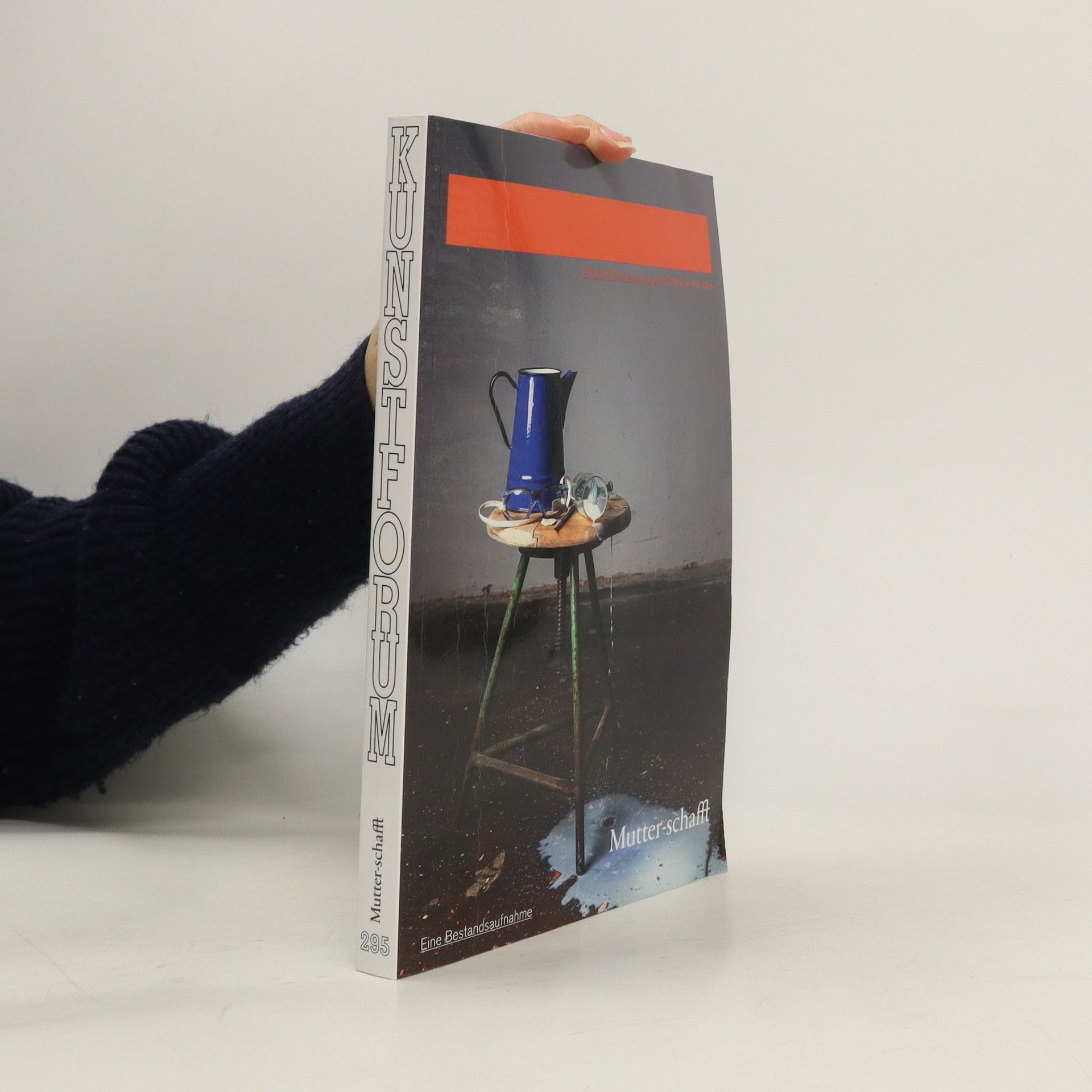 Auteurscollectief Kunstforum. Mutter-schafft 215